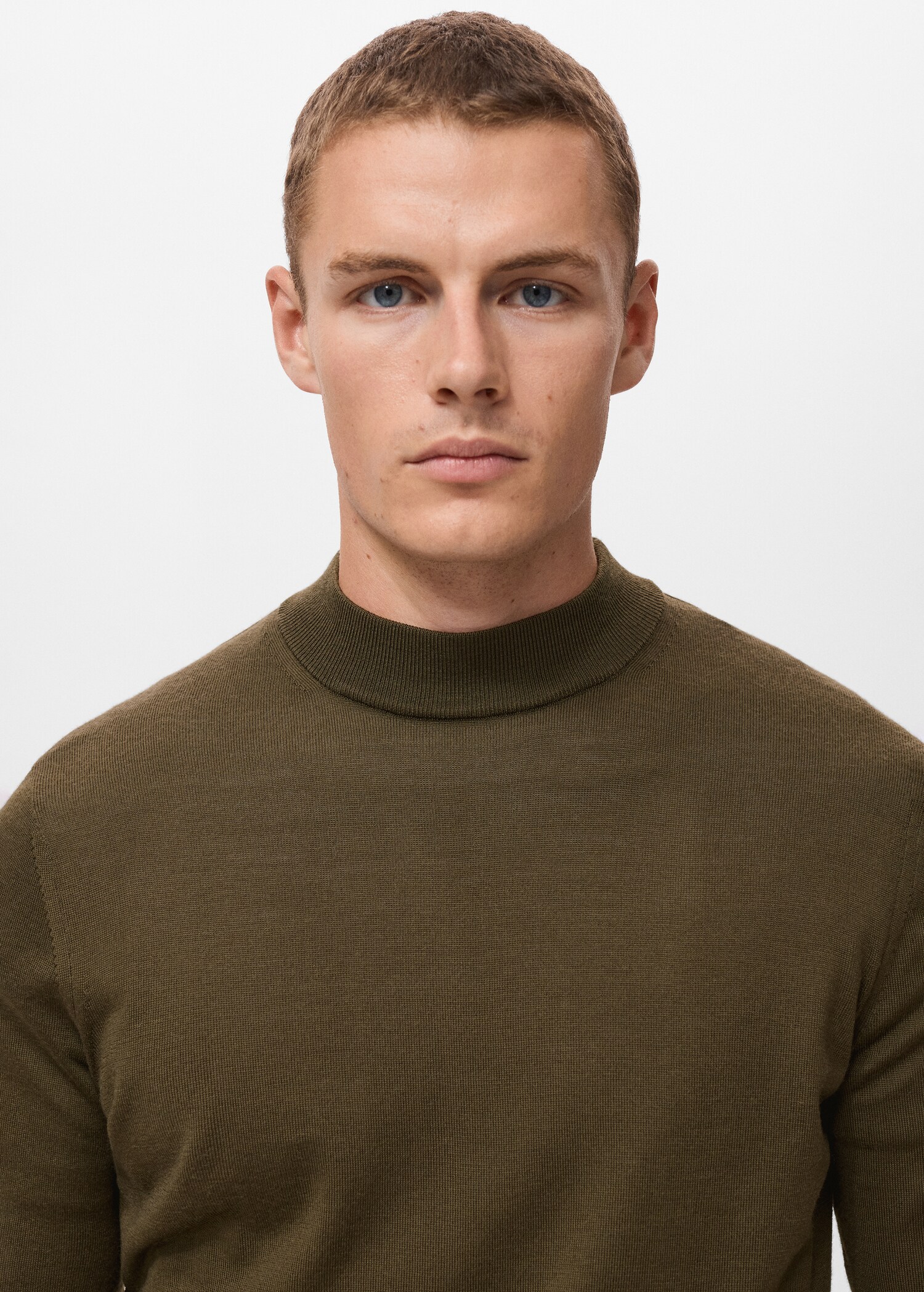 100% wool turtleneck sweater - Details of the article 1