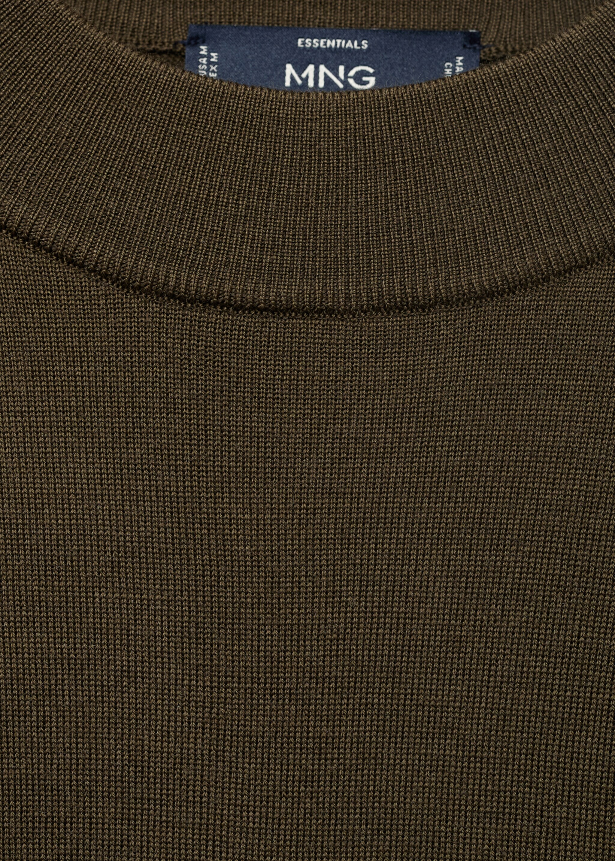 100% wool turtleneck sweater - Details of the article 8