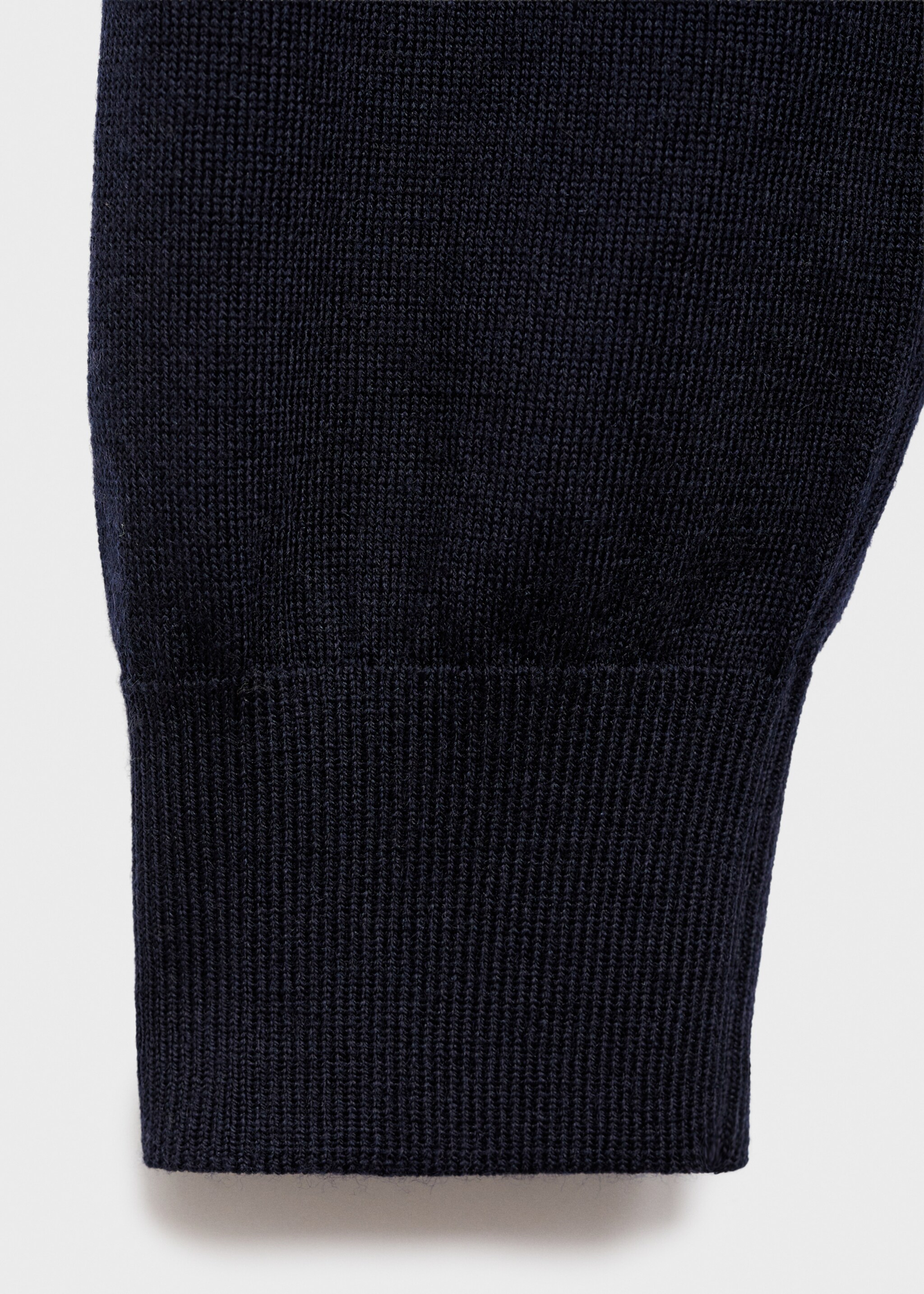 Pull-over 100 % laine col montant - Détail de l'article 0, Bleu marine. Ref: 17015973-00.