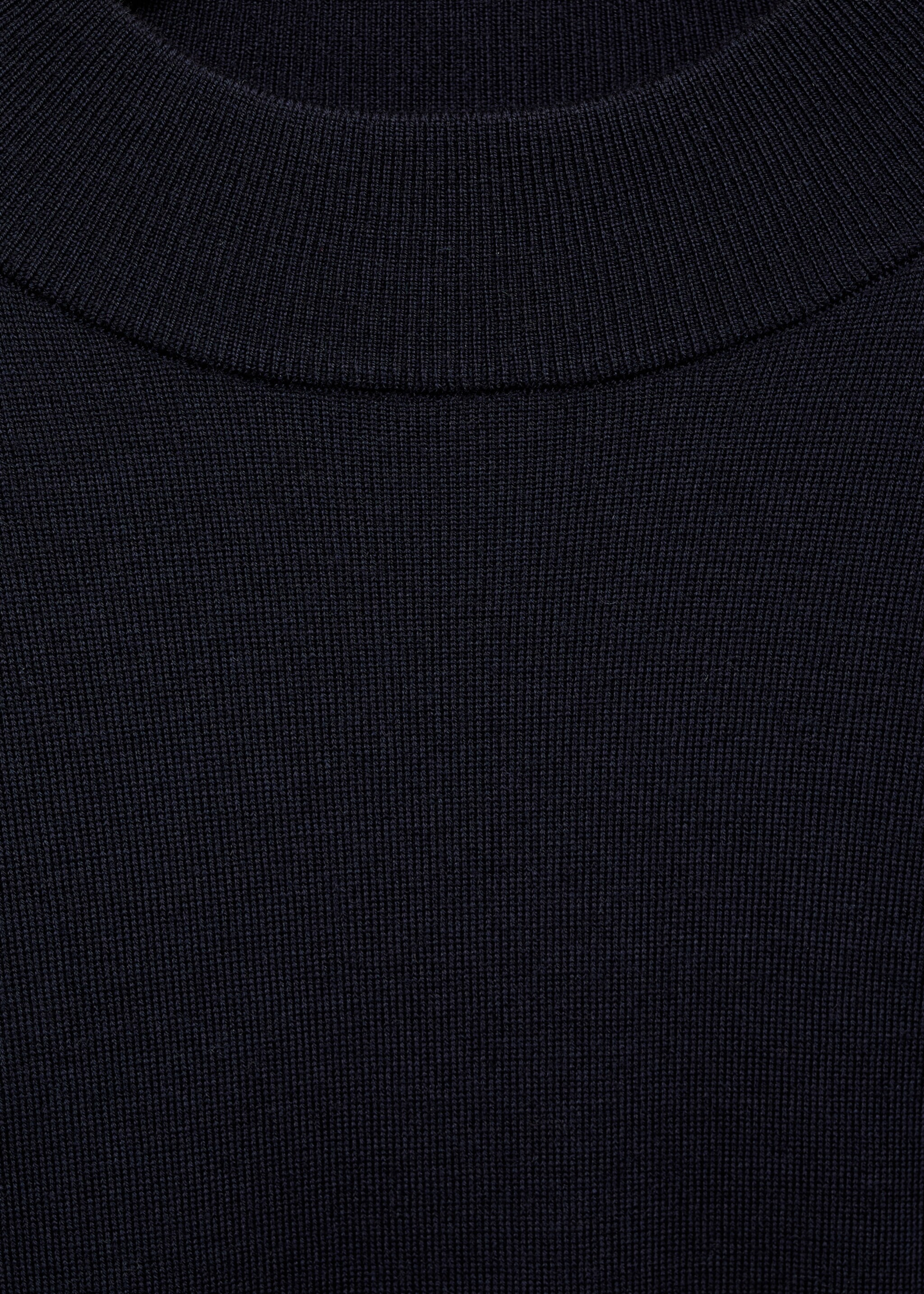 Pull-over 100 % laine col montant - Détail de l'article 8, Bleu marine. Ref: 17015973-00.