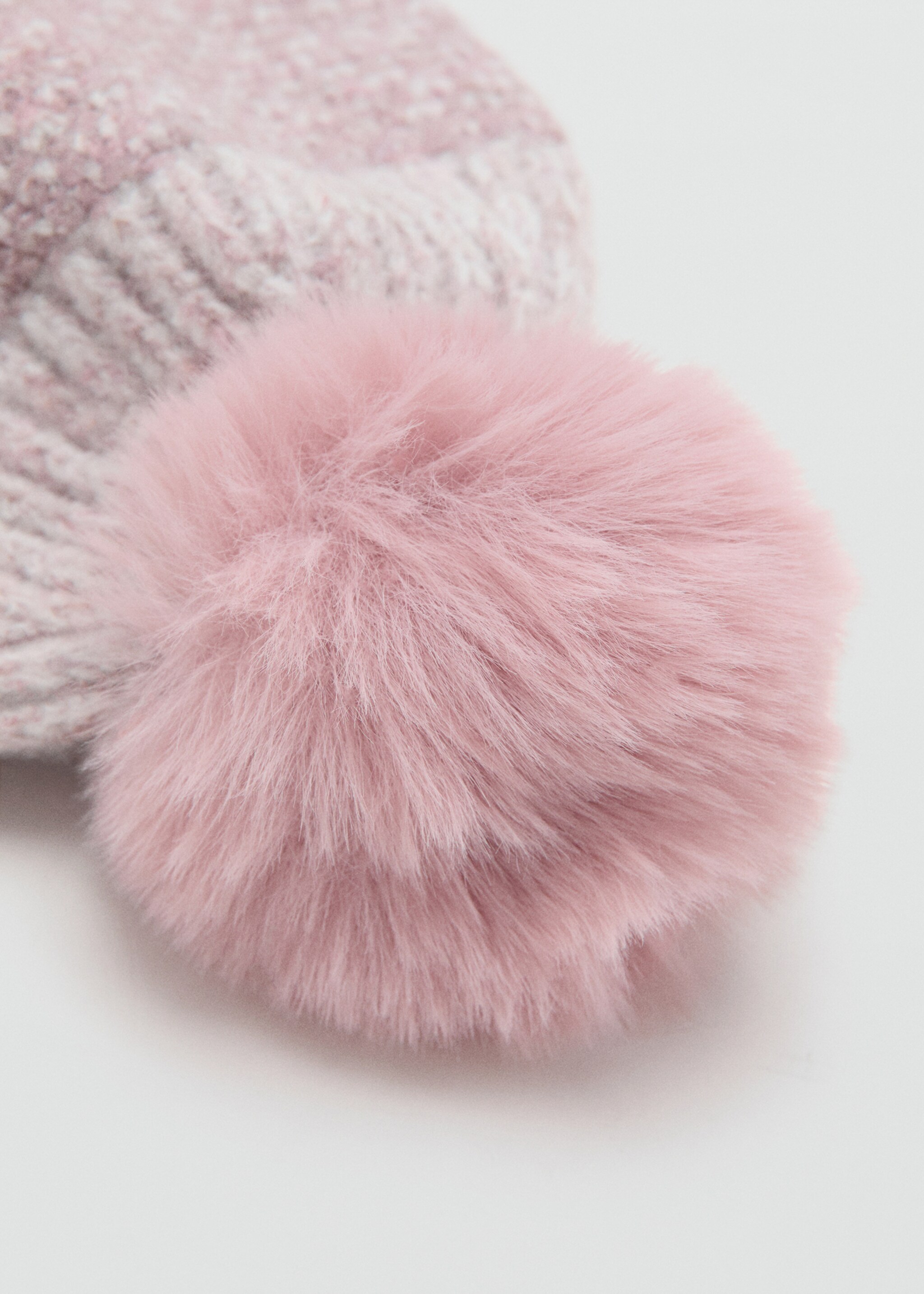 Hat oslop - Details of the article 1, Pale Pink. Ref: 17015984-00.