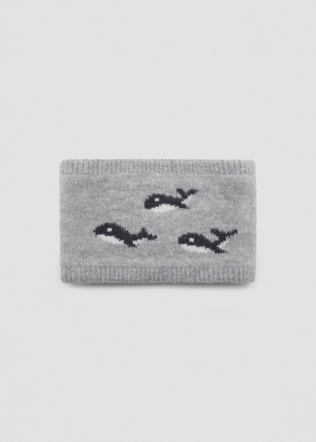 Knitted scarf with whale