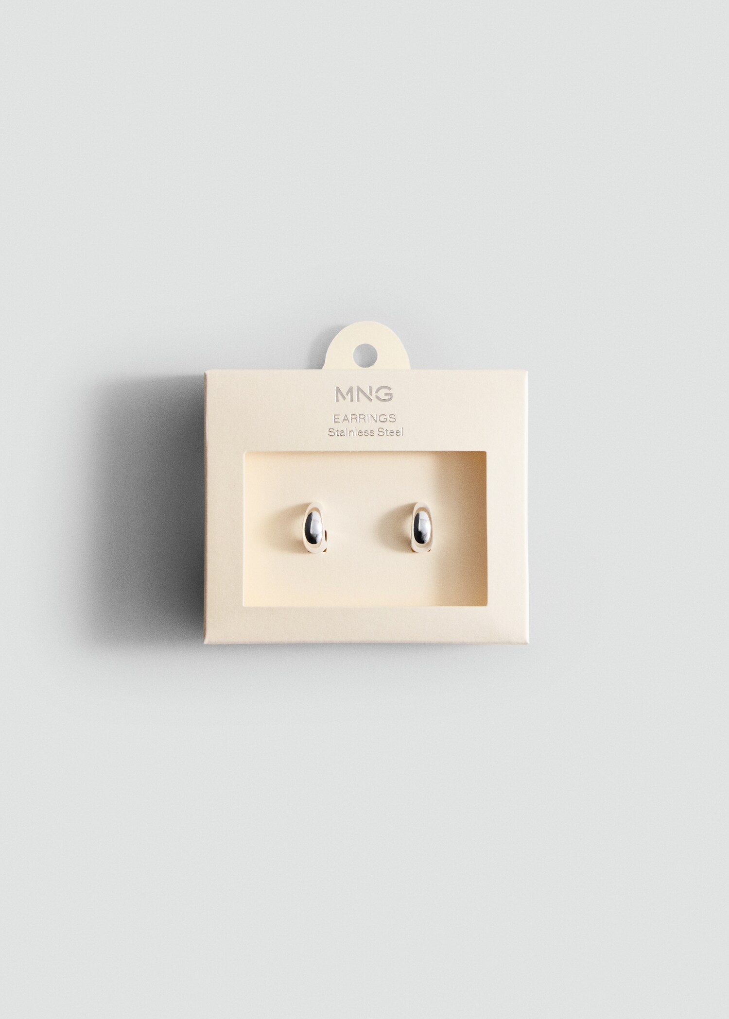 Stainless steel volume hoop earrings - Details of the article 2