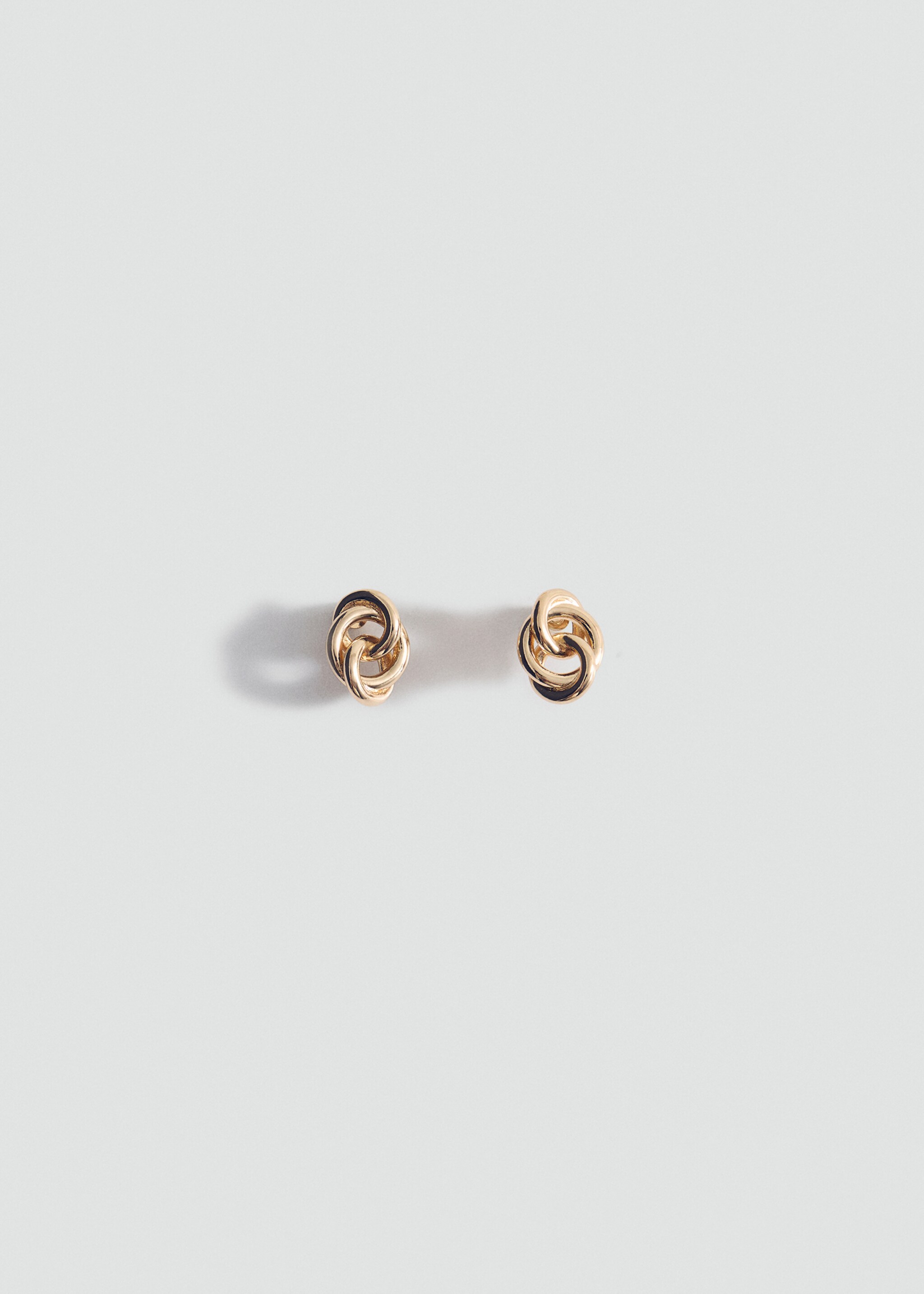 Pendientes aros entrelazados - Artículo sin modelo, Oro. Ref: 17015999-00.