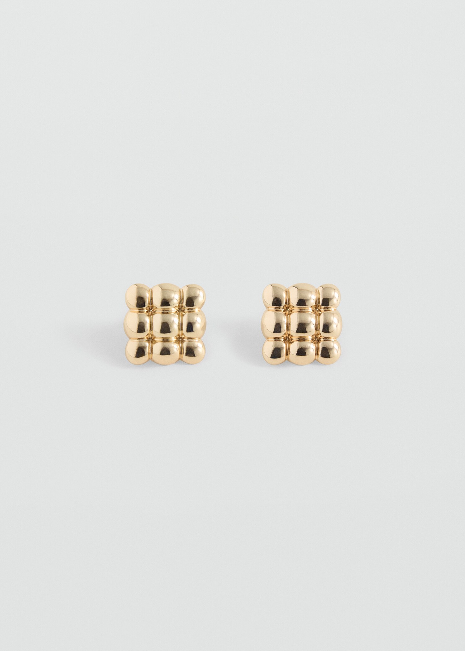Embossed square earrings - Article without model