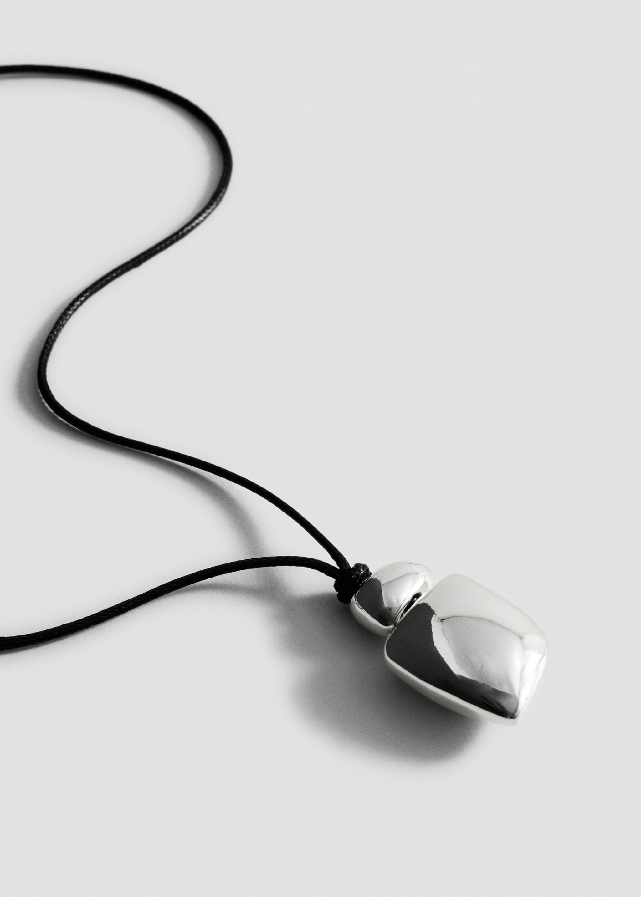 Metal pendant necklace - Medium plane, Silver. Ref: 17016004-00.