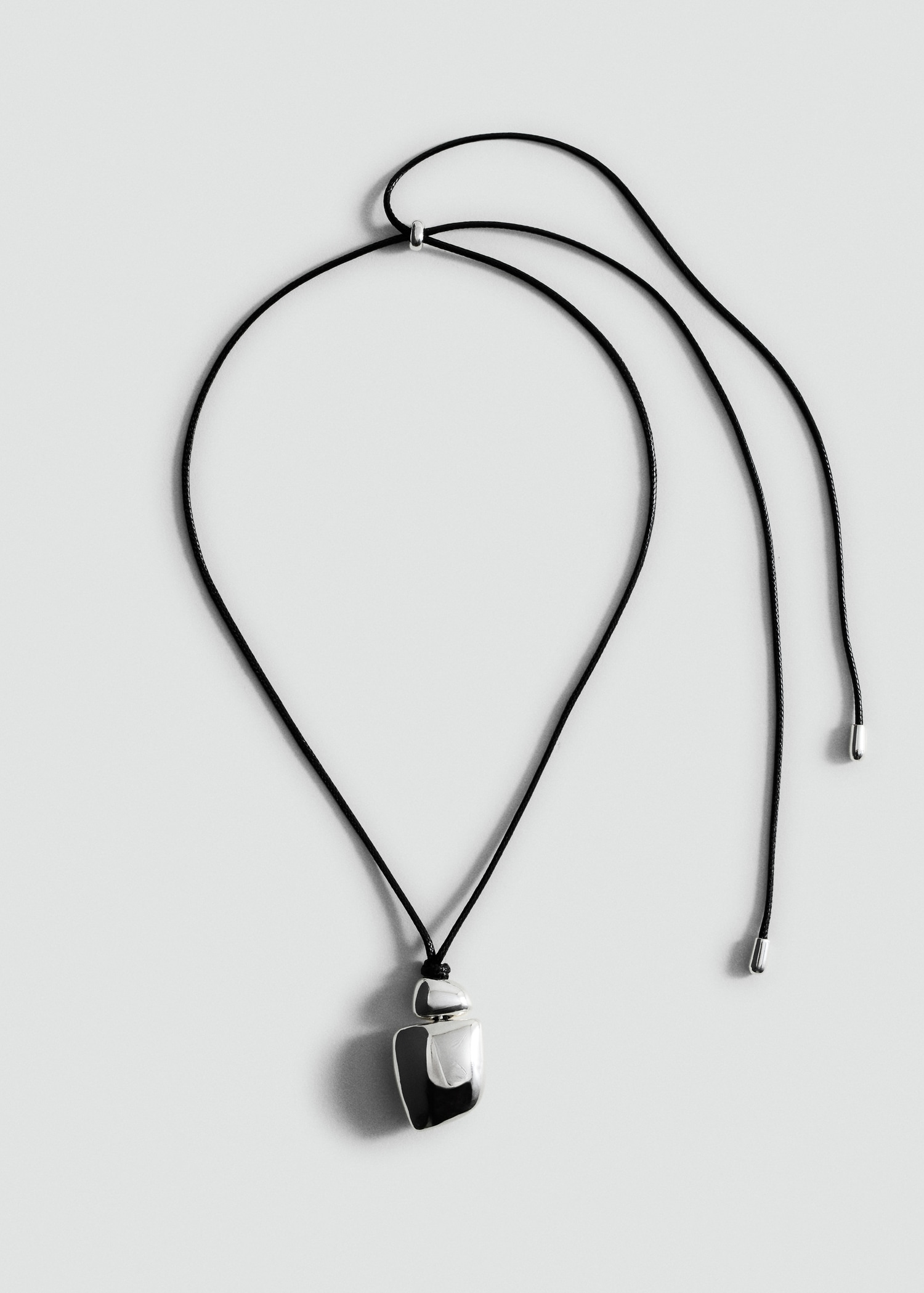 Metal pendant necklace - Article without model