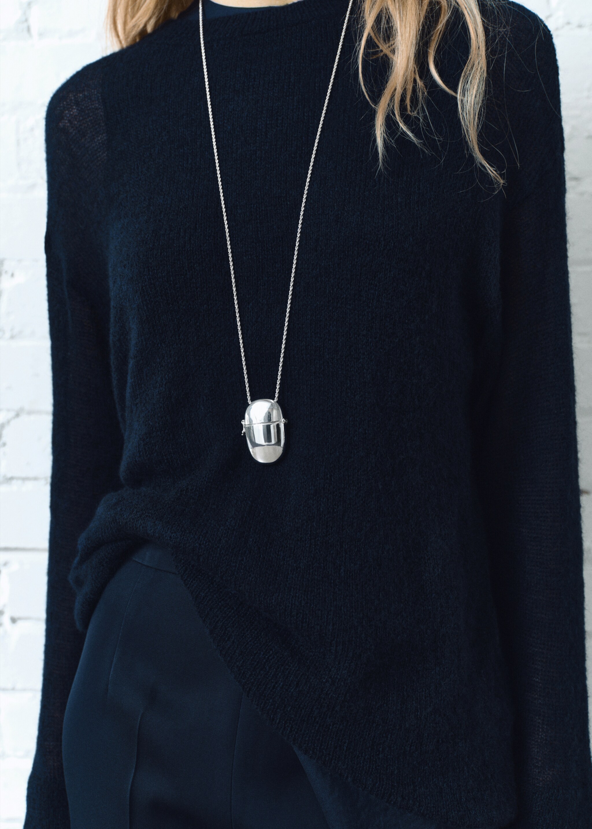 Locket pendant necklace - Details of the article 9, Silver. Ref: 17016011-00.