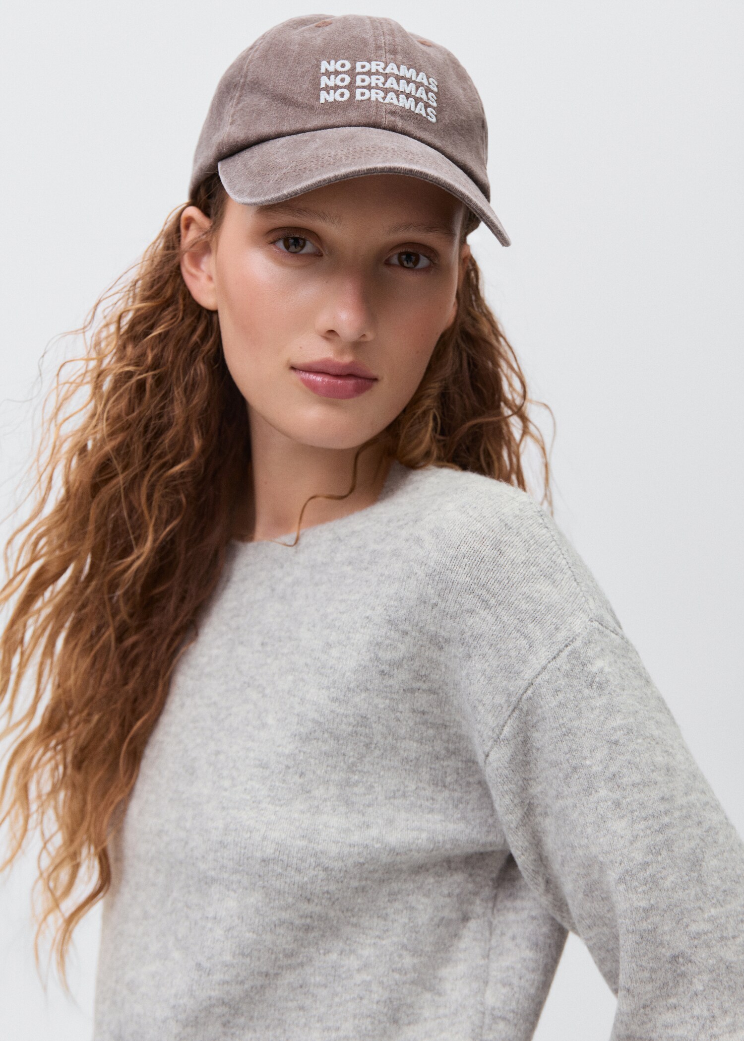 Pull-over brodé maille - Détail de l'article 1
