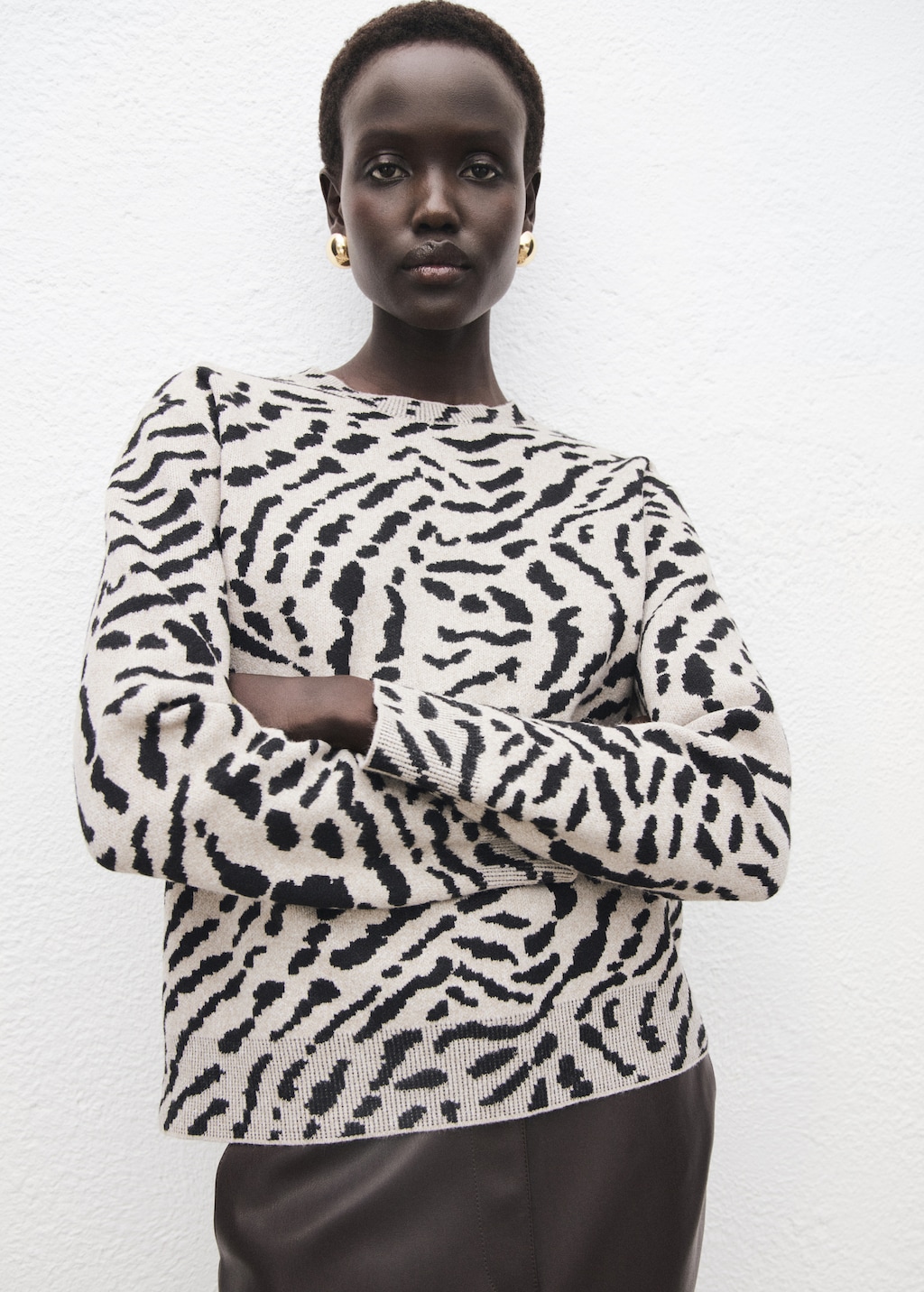 Animal-print knitted sweater