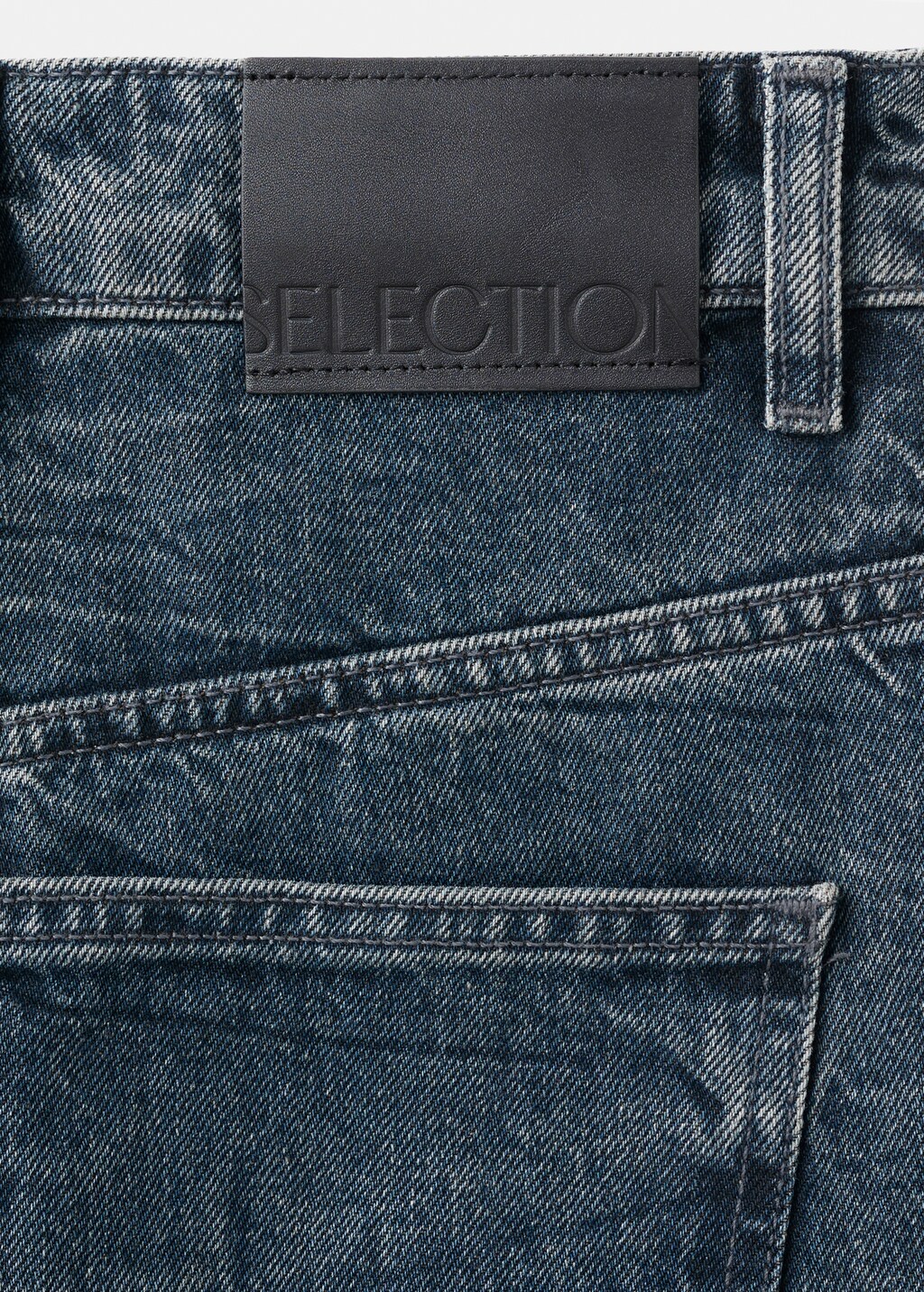 Mid-rise straight jeans