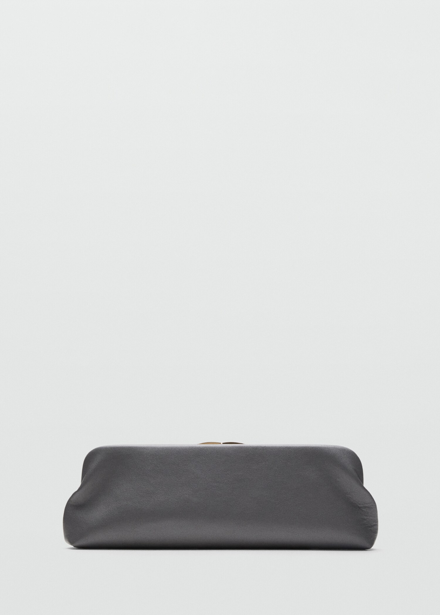 100% leather clutch - Article without model