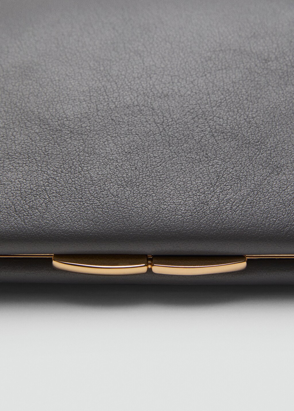 100% leather clutch - Women | MANGO Japan