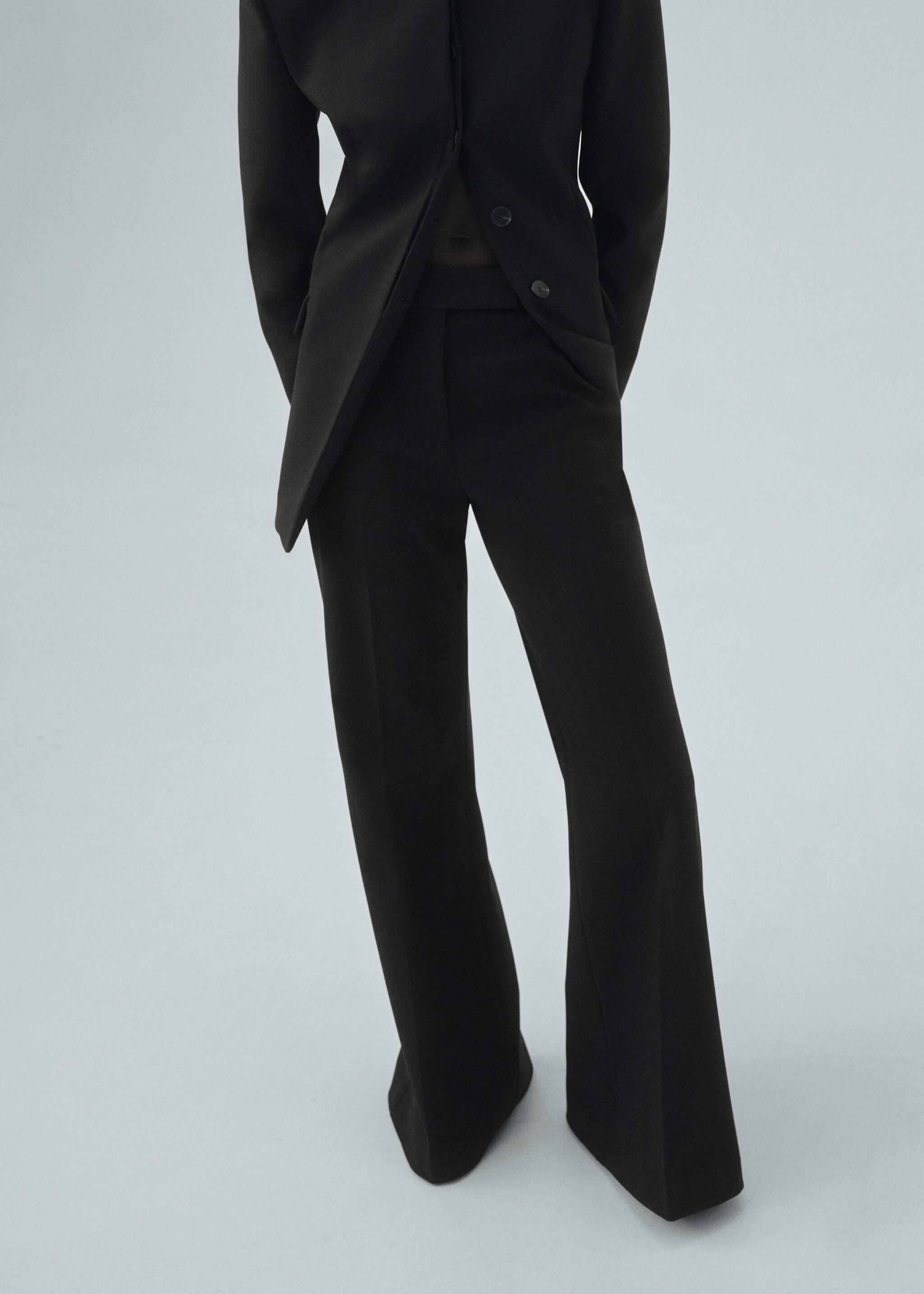 Straight-fit suit trousers - Medium plane, Black. Ref: 17016361-00.