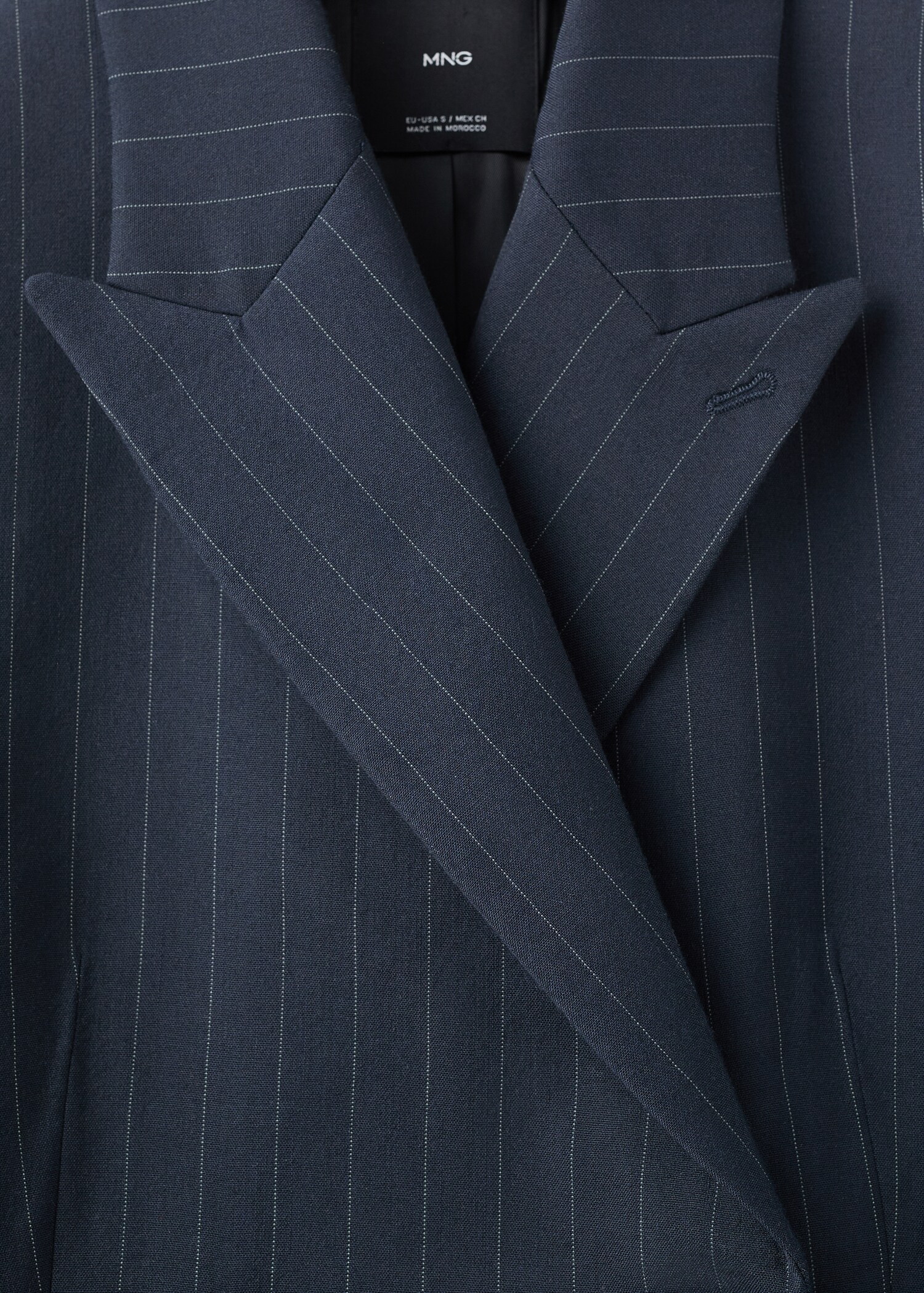 Double-breasted pinstripe jacket - Details of the article 8
