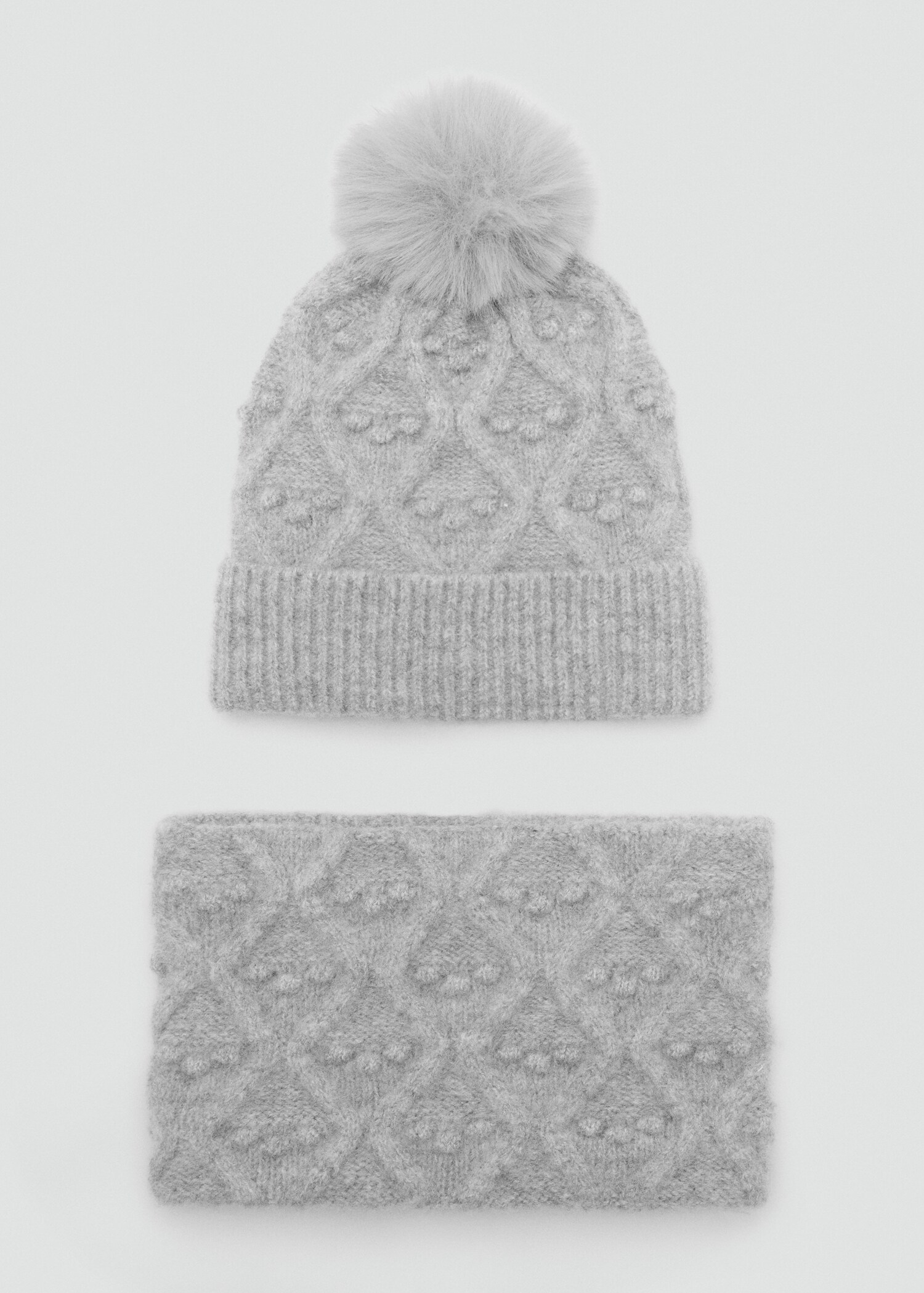 Textured scarf - Details of the article 2