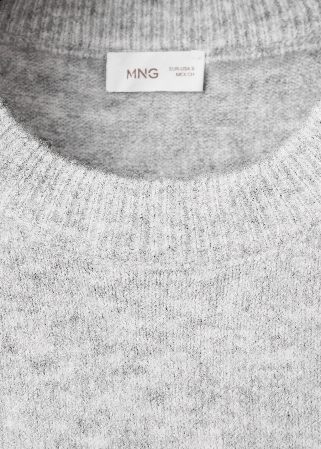 Embroidered knitted vest