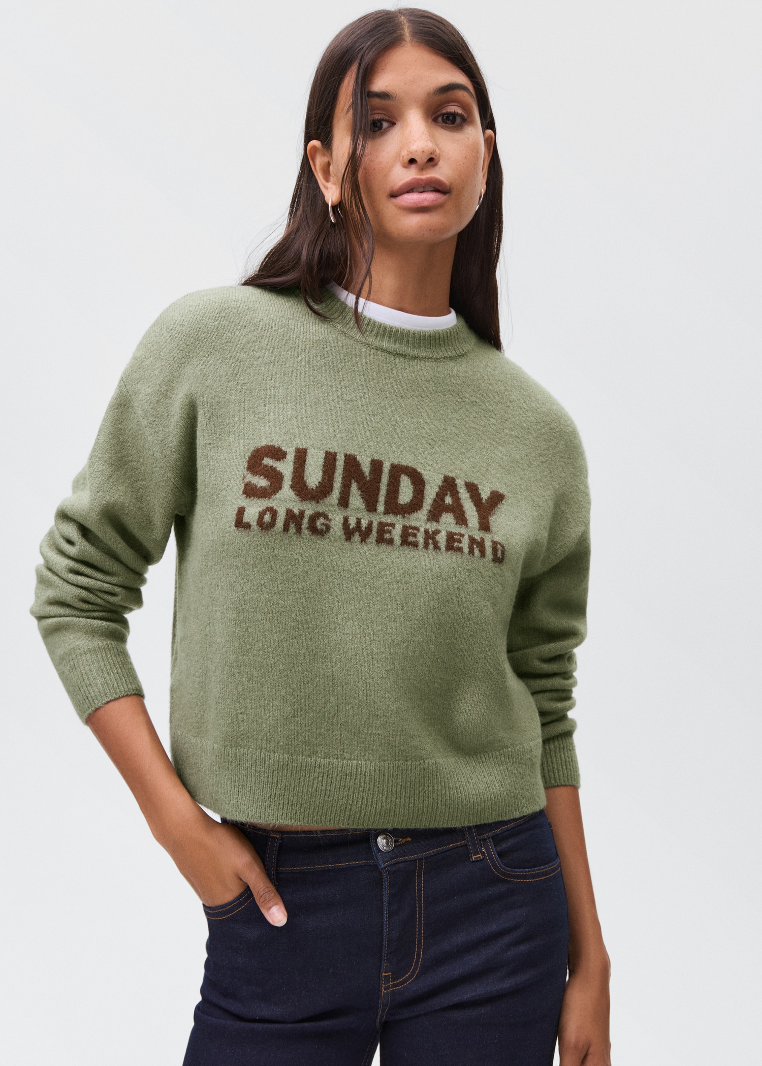 Knit embroidered sweater - Medium plane