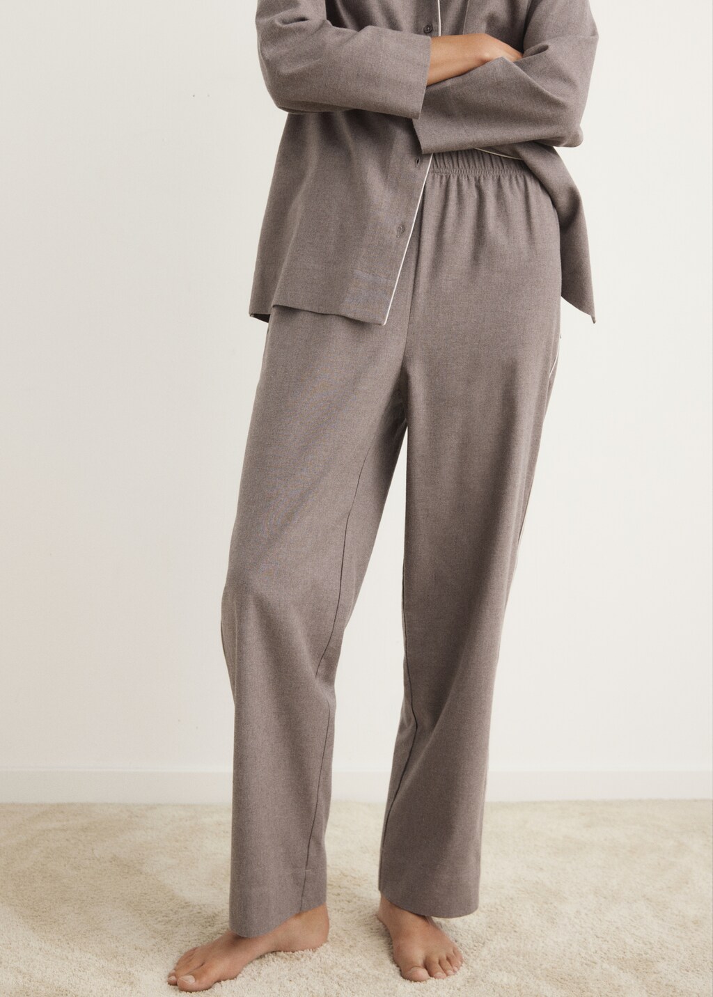 Cotton flannel pants with contrasting piping
