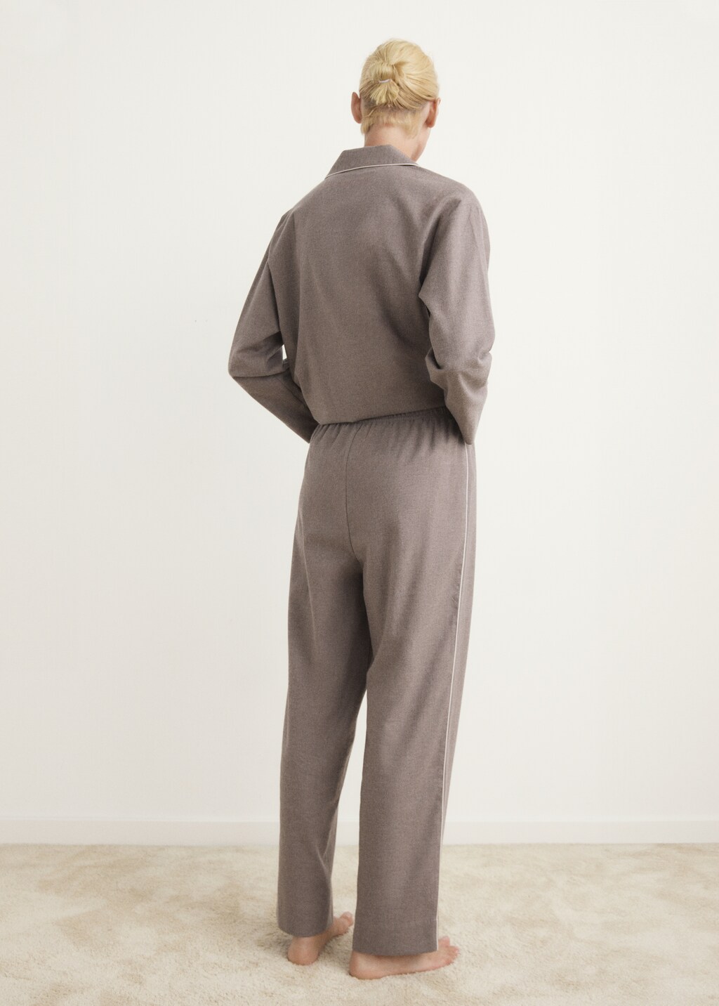 Cotton flannel pants with contrasting piping - image 3