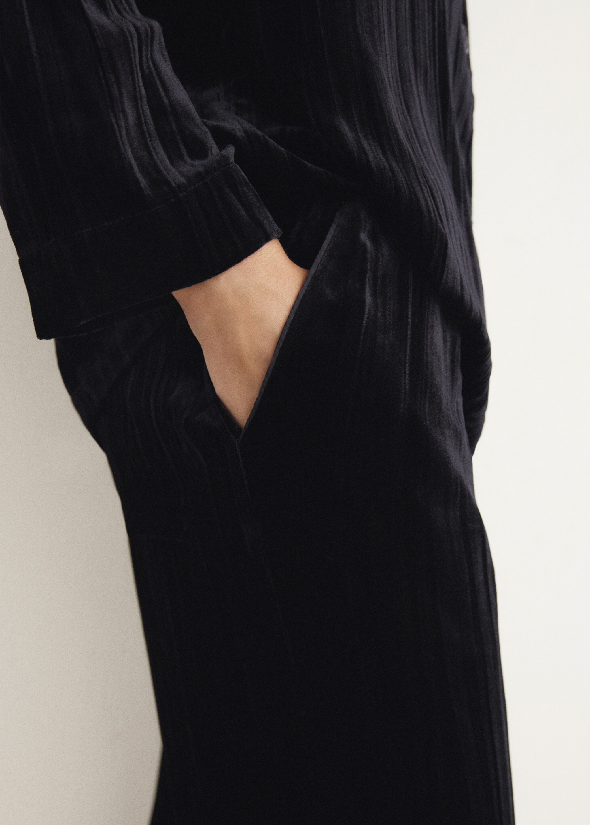 Silk velvet trousers - Details of the article 1, Grey. Ref: 17017132-00.