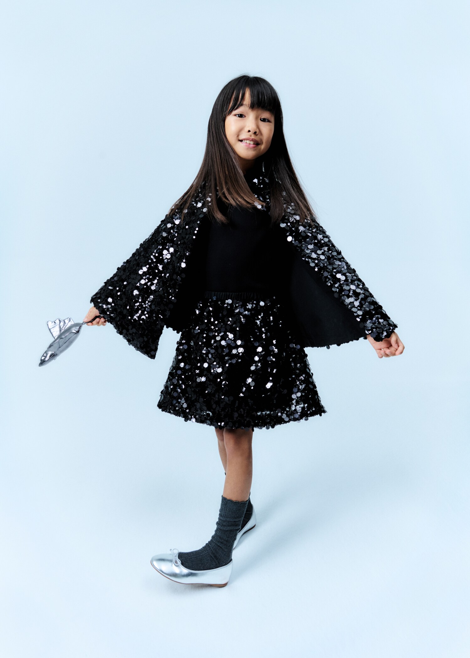 Sequin costume cape - Details of the article 6