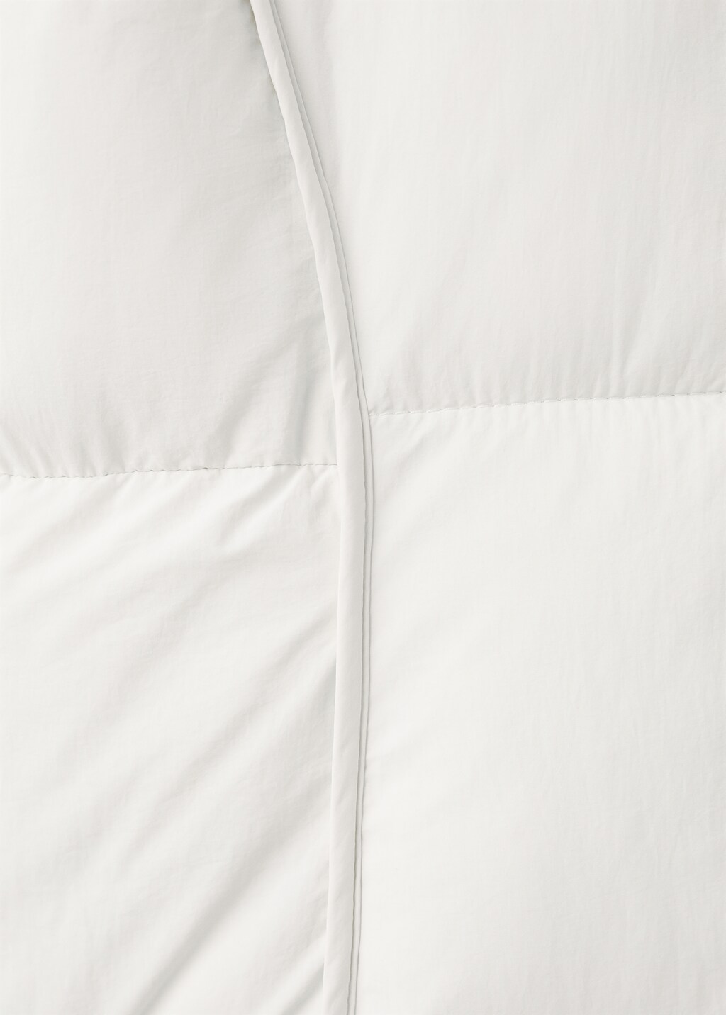 Quilted anorak with combined fabrics