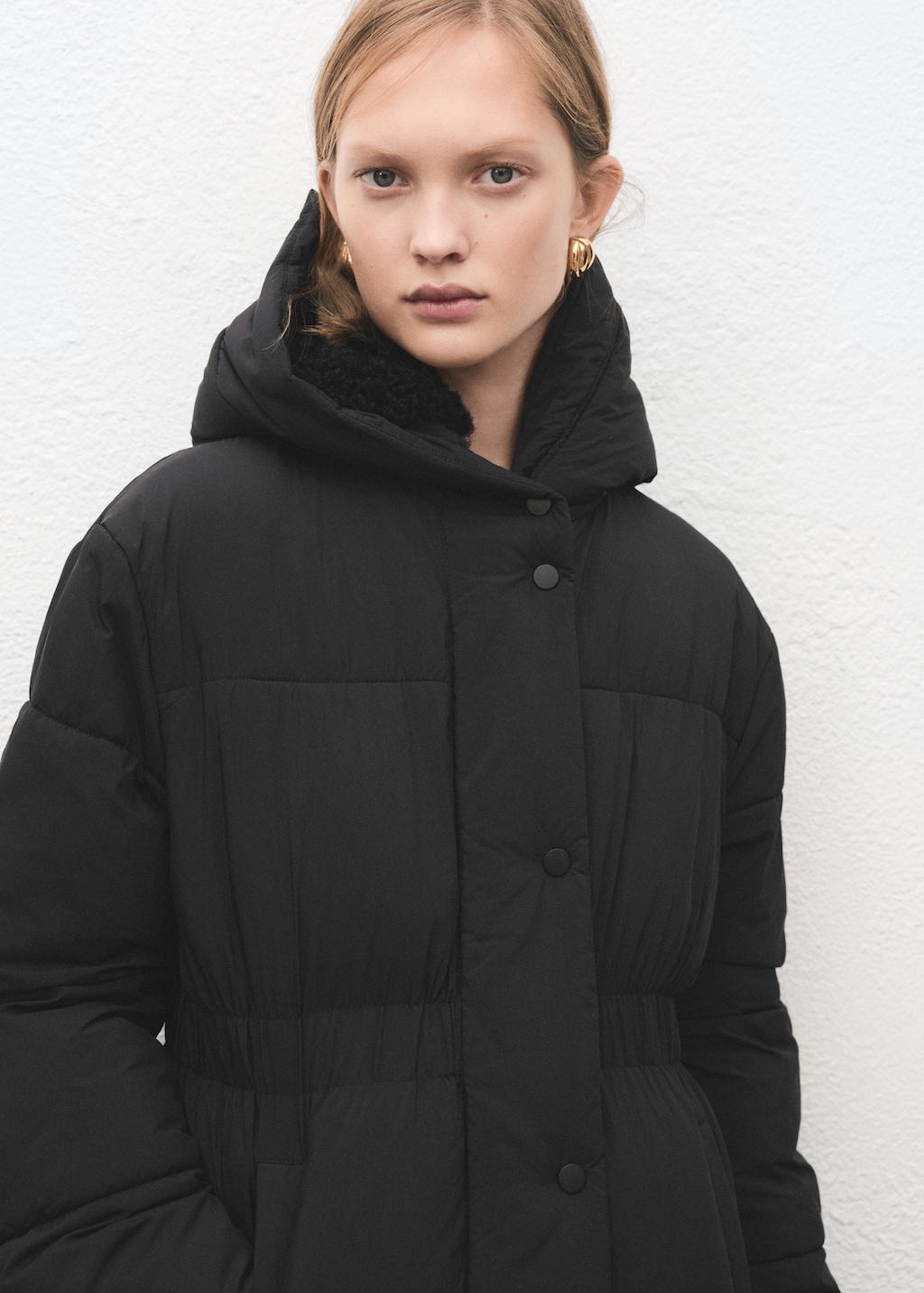 Fitted quilted anorak with hood