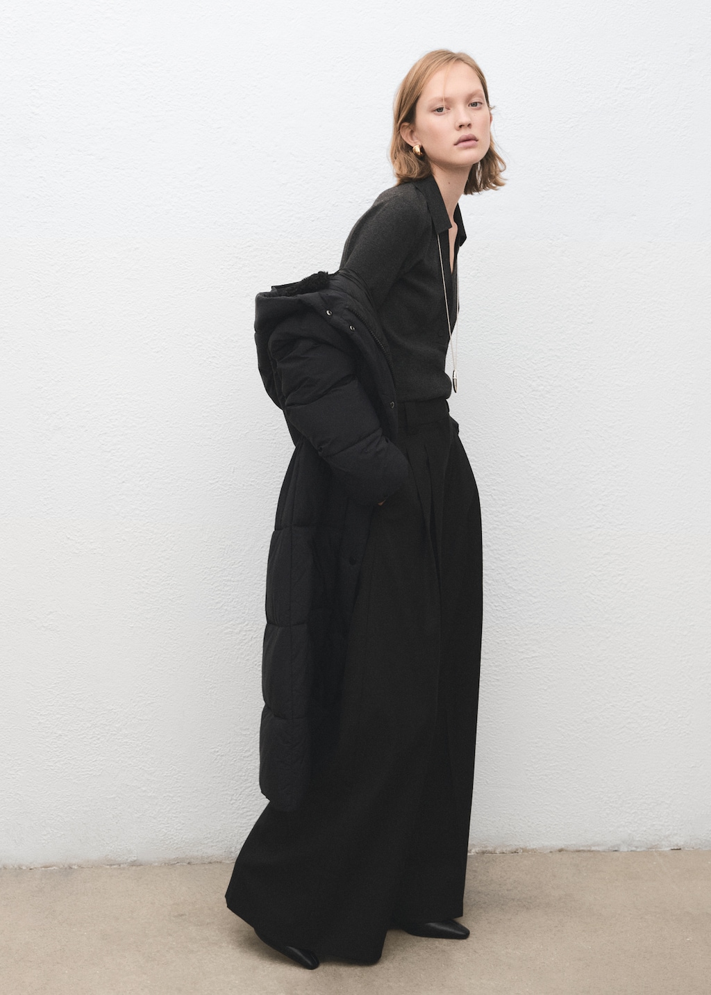 Fitted quilted anorak with hood