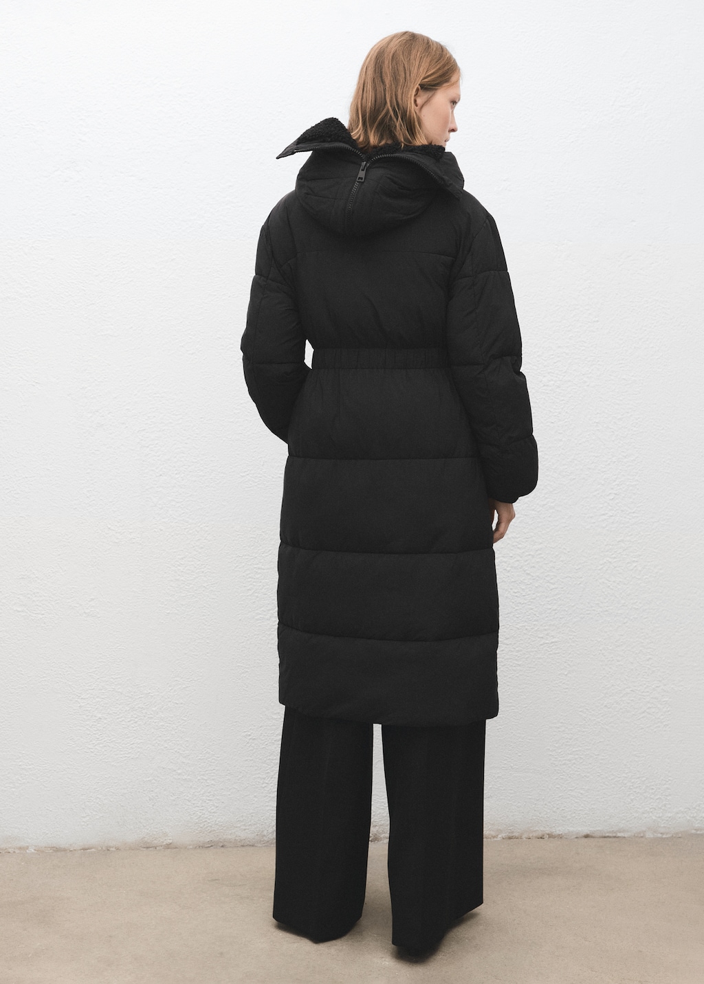 Fitted quilted anorak with hood