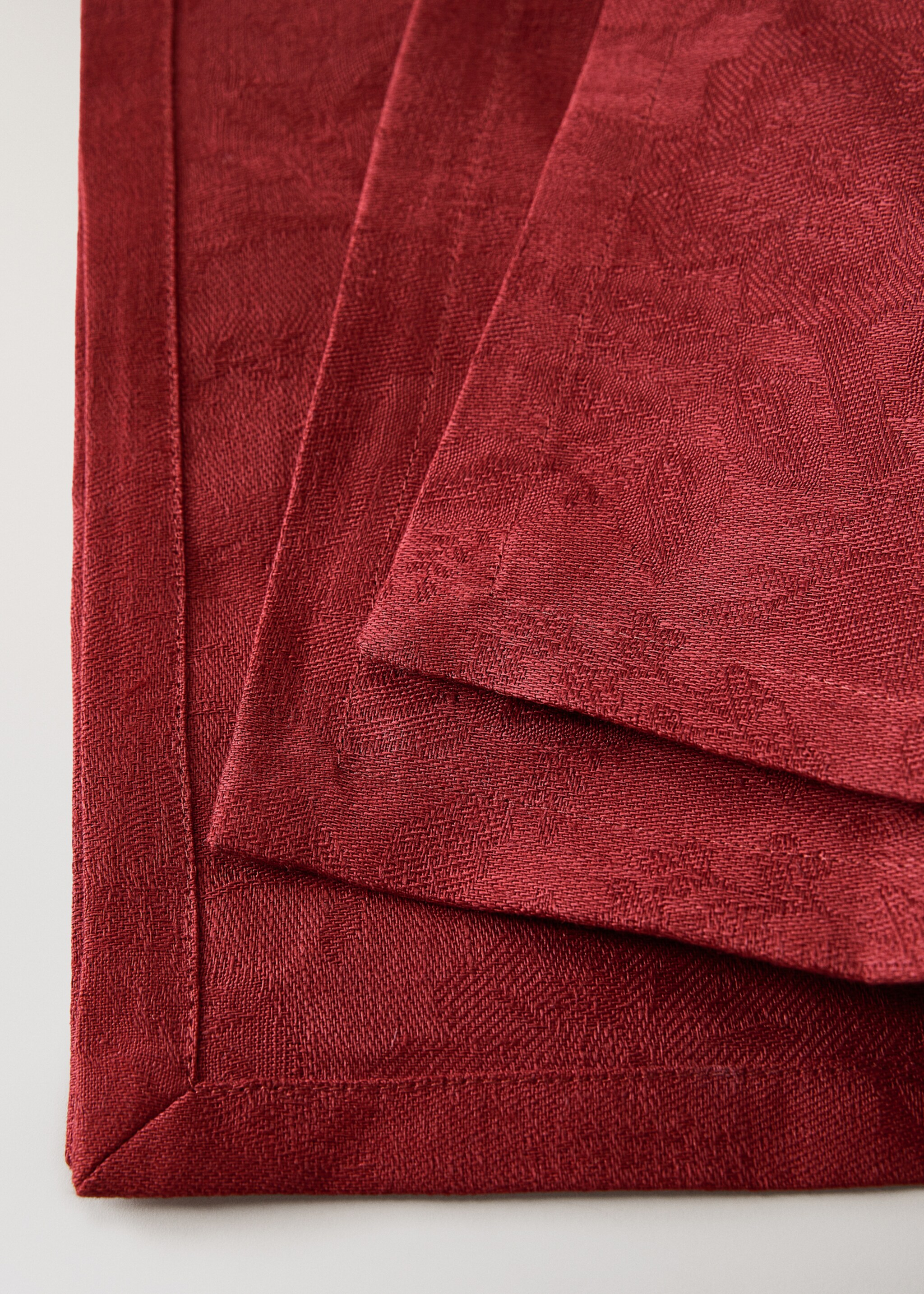 Leinentischdecke mit Jacquard-Blumenmuster für 8 bis 10 Personen - Detail des Artikels 1, Rot. Ref: 17017786-00.