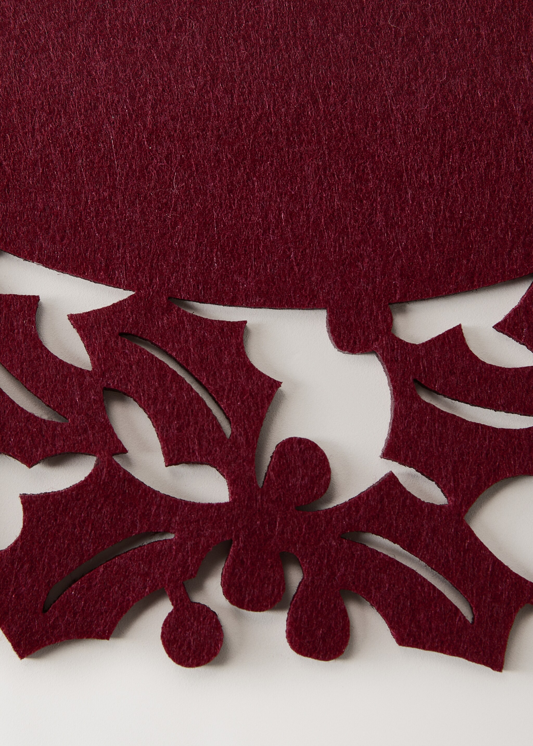 Holly felt placemat - Details of the article 1, Red. Ref: 17017788-00.