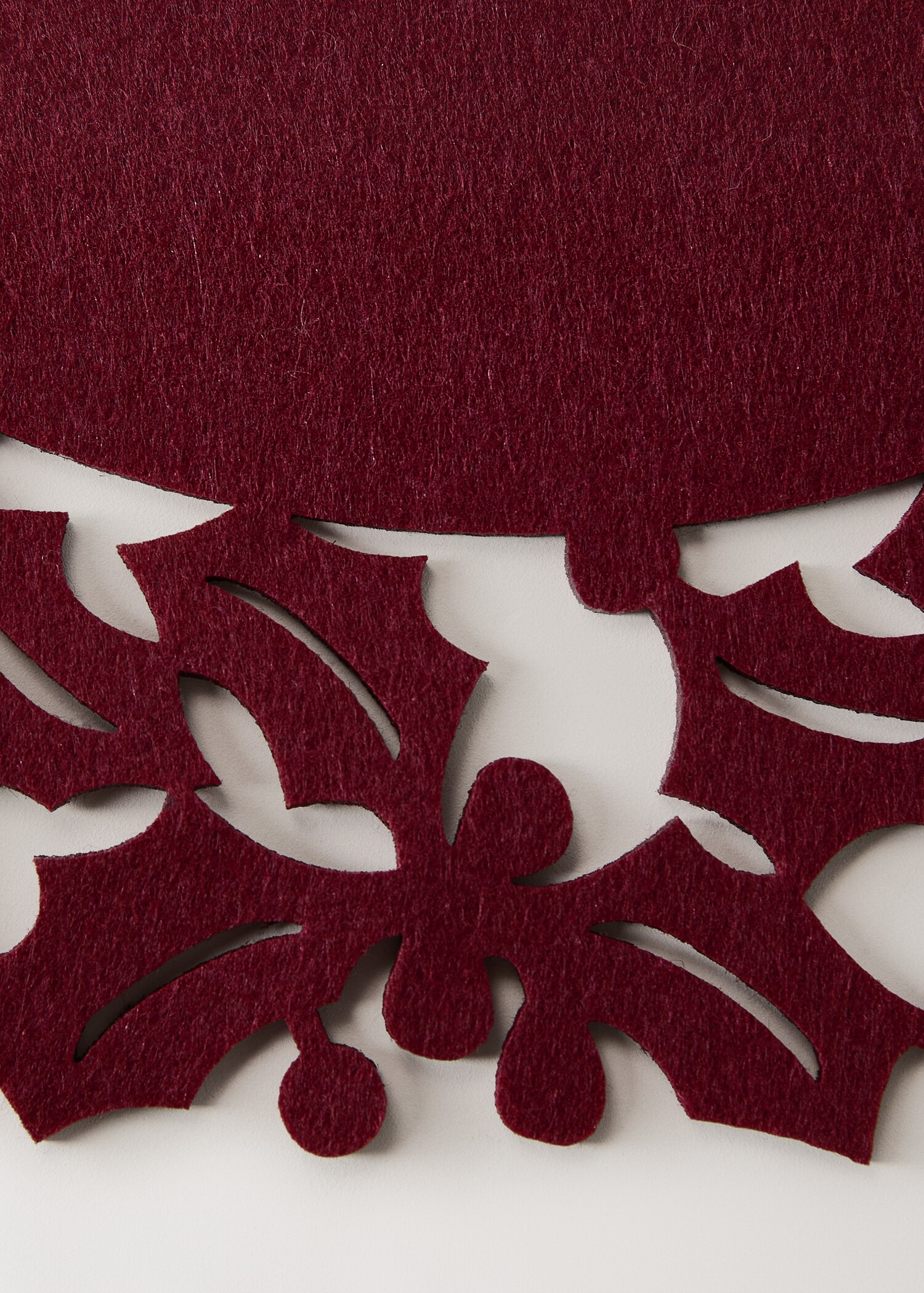 Holly felt placemat - Details of the article 1
