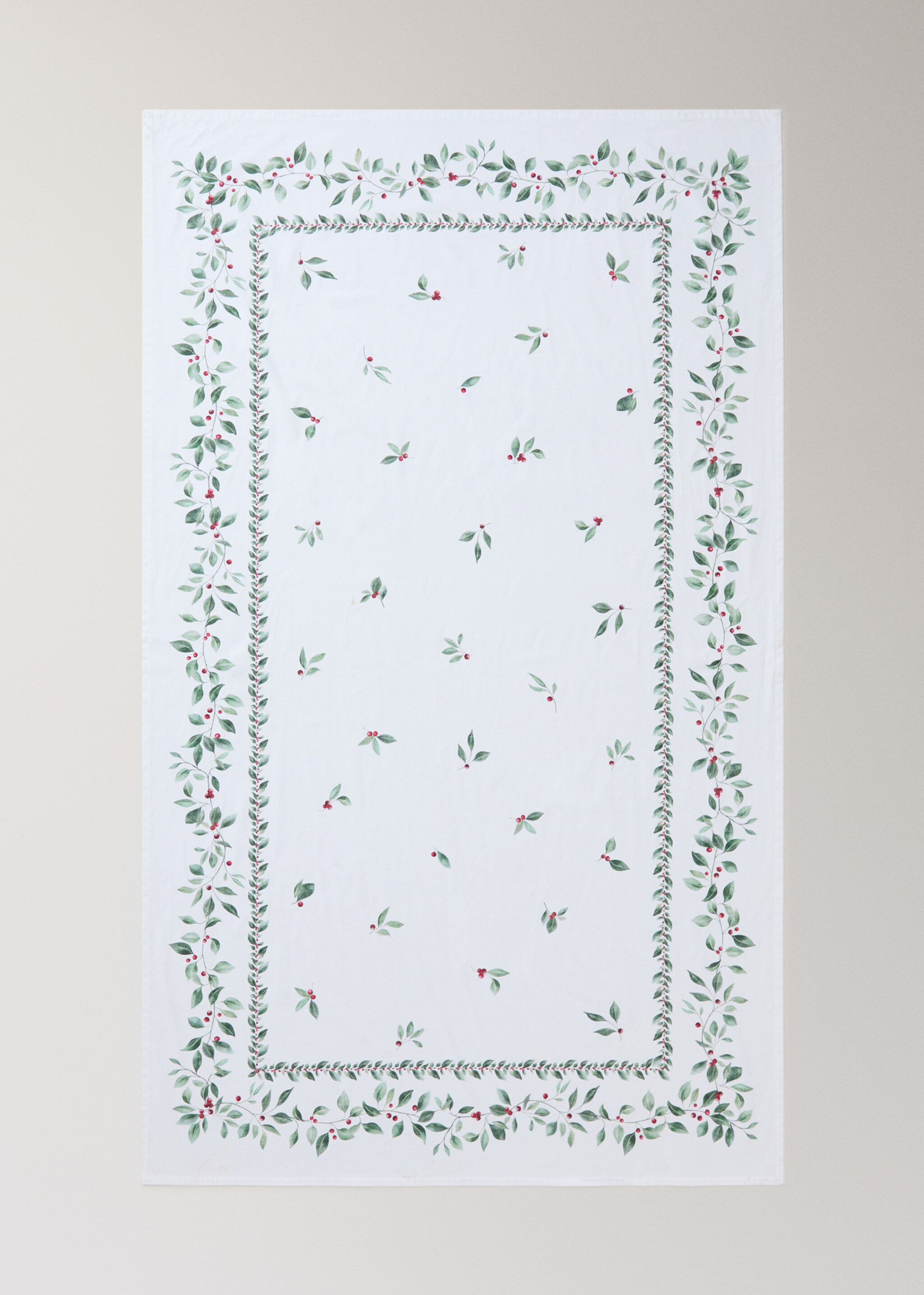 Holly-print cotton tablecloth for 6 to 8 diners - Article without model, Ecru. Ref: 17017796-00.
