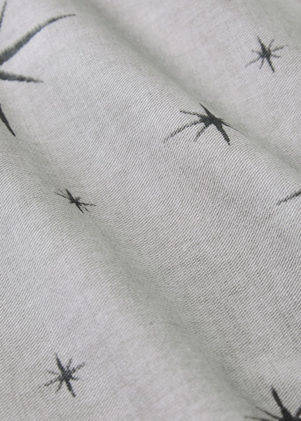 Cotton tablecloth with star pattern for 2 to 4 diners