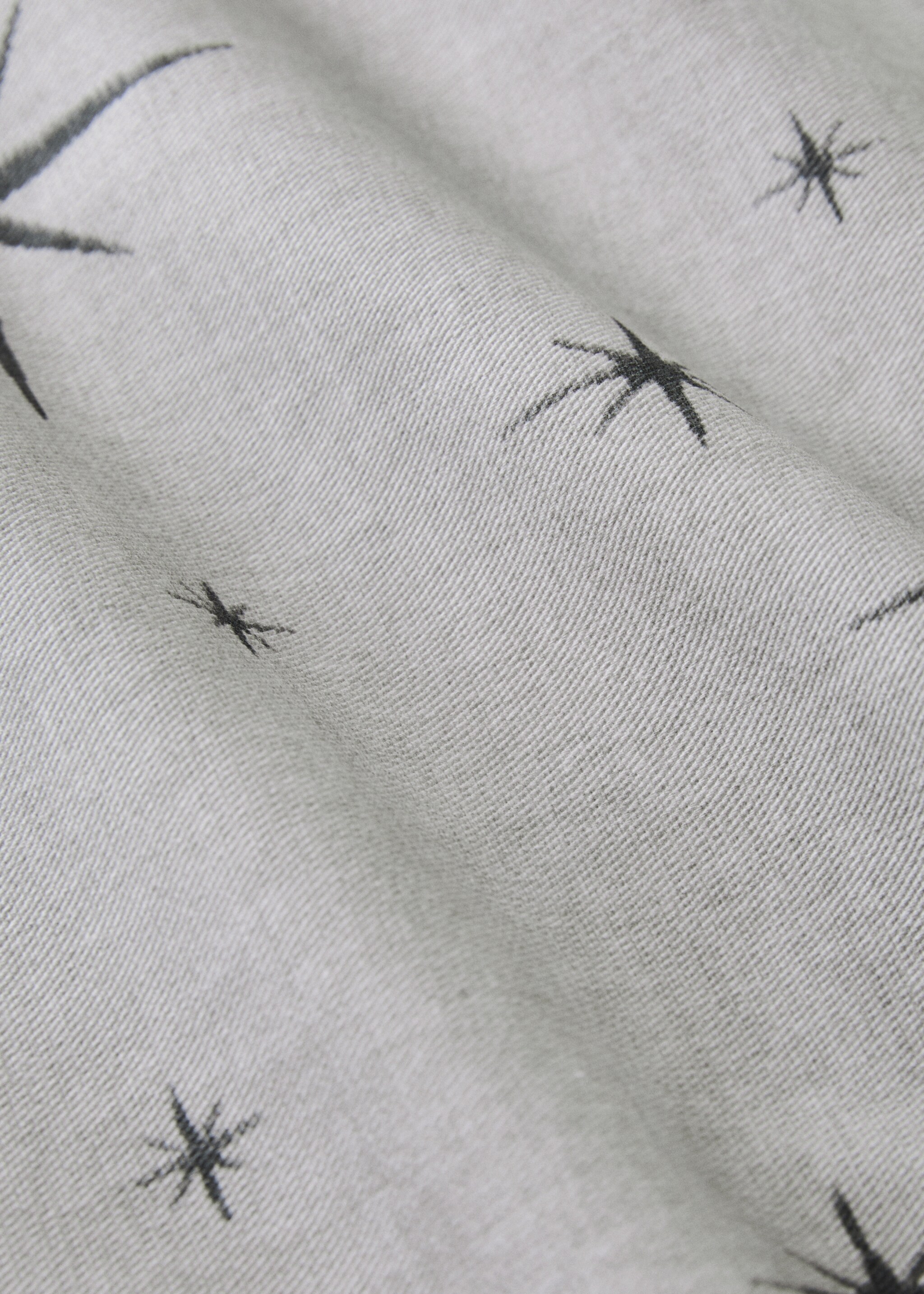 Star-print cotton tablecloth for 8 to 10 diners - Details of the article 2, Grey. Ref: 17017803-00.