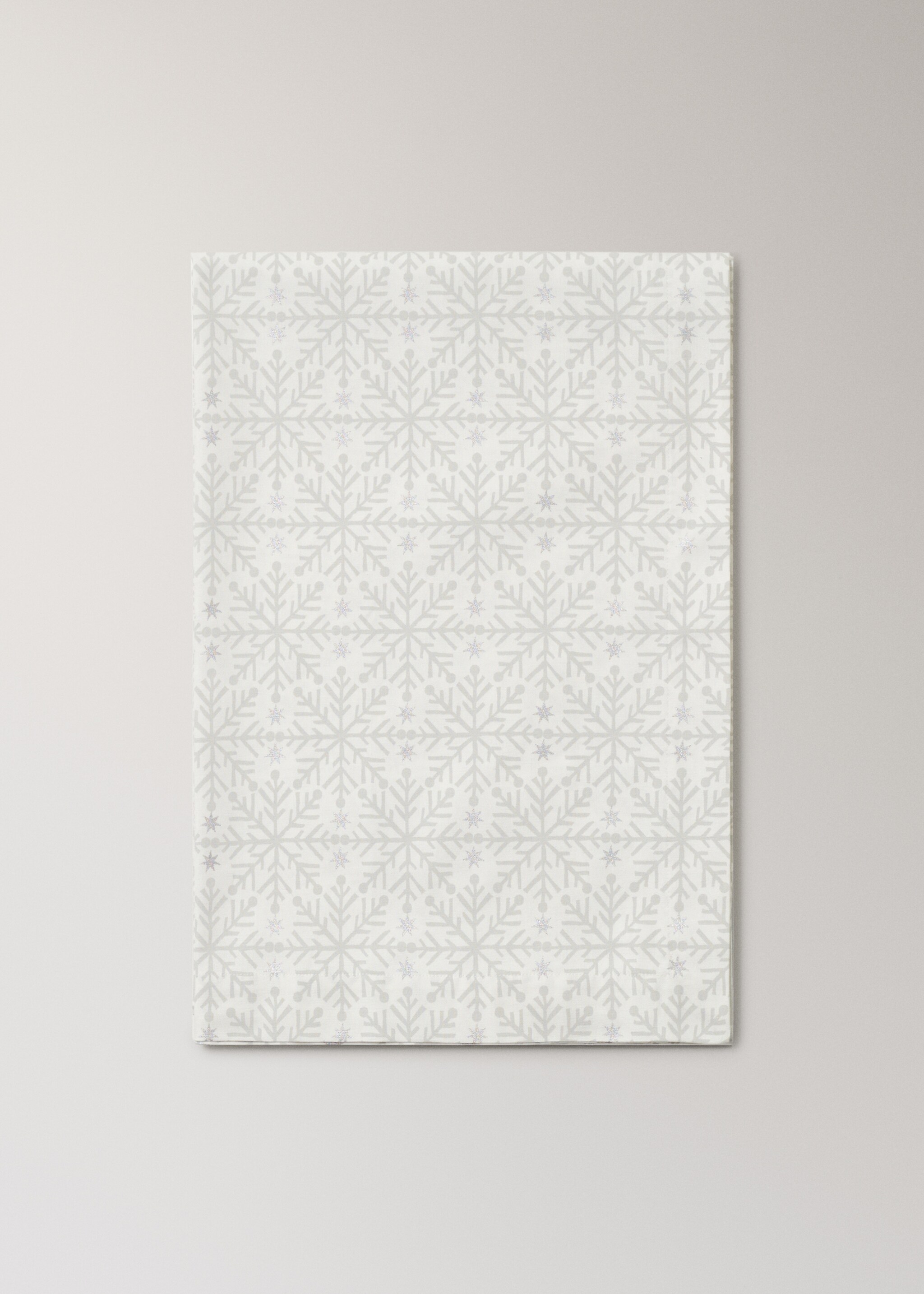 100% cotton tablecloth with Christmas snowflake printed motif for 6 to 8 diners - Details of the article 3, Silver. Ref: 17017814-00.