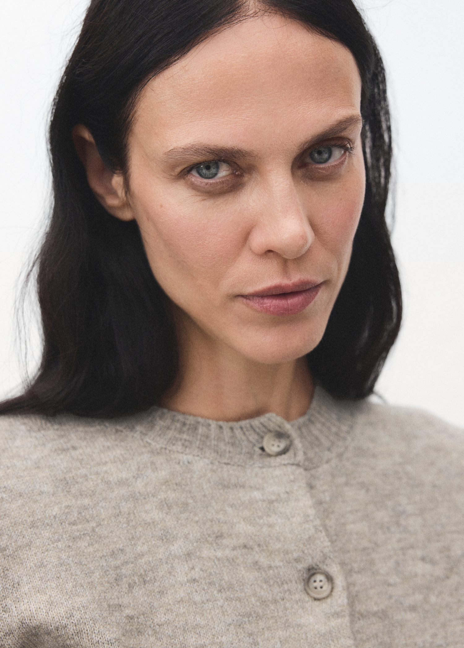 Knitted button cardigan - Details of the article 1