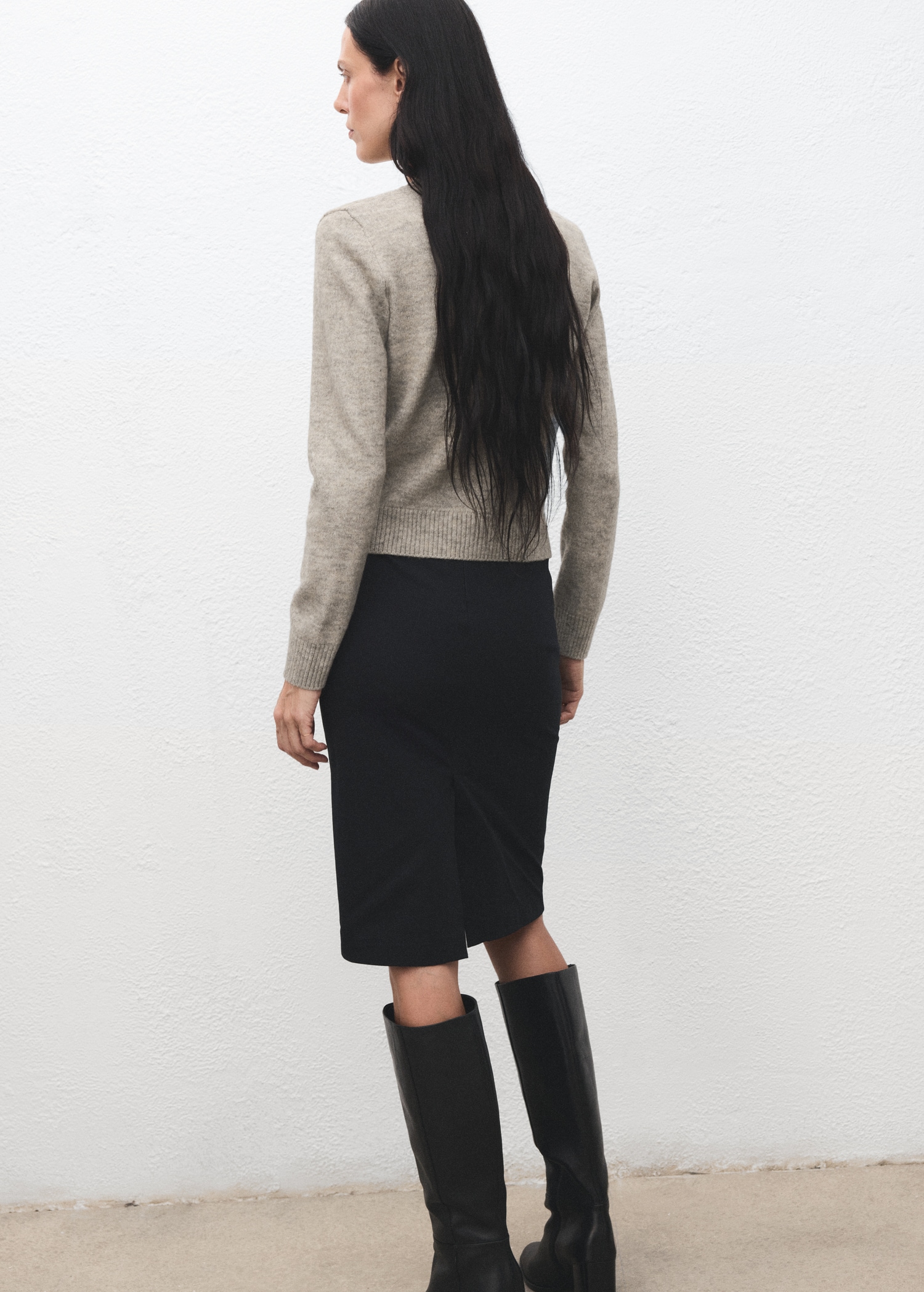 Knitted button cardigan - Reverse of the article
