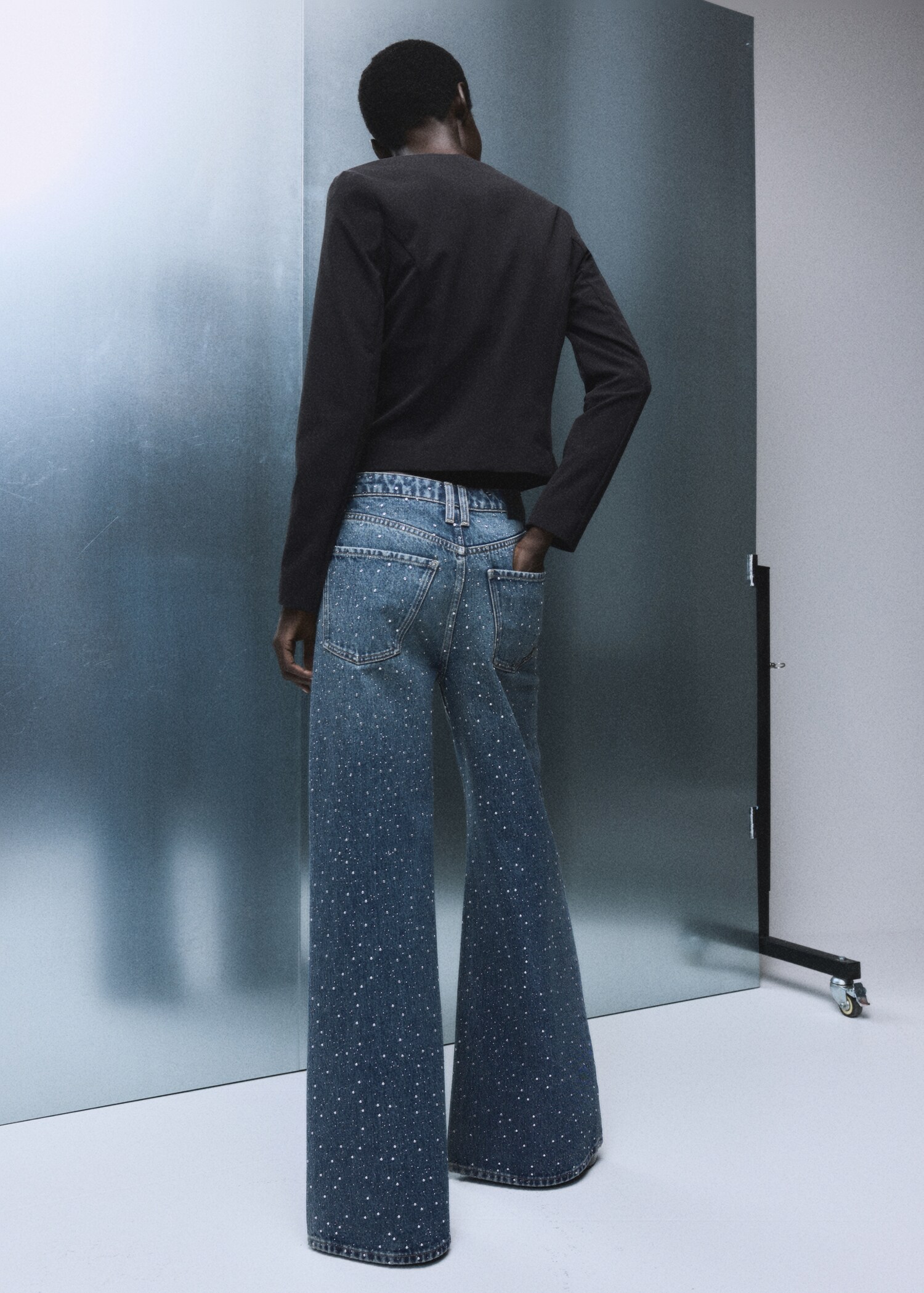 Wide leg jeans strass - Reverse of the article