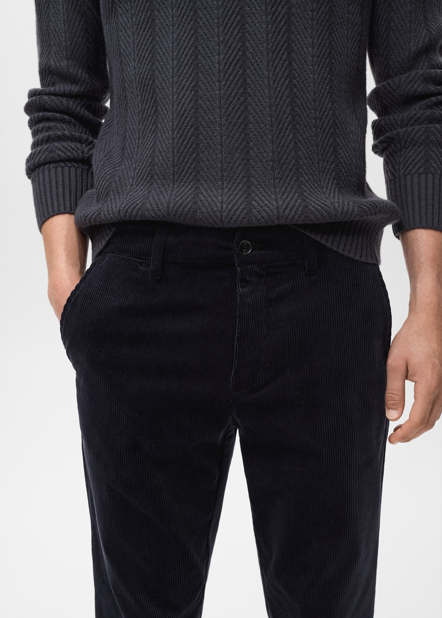 Corduroy slim-fit trousers - Details of the article 1