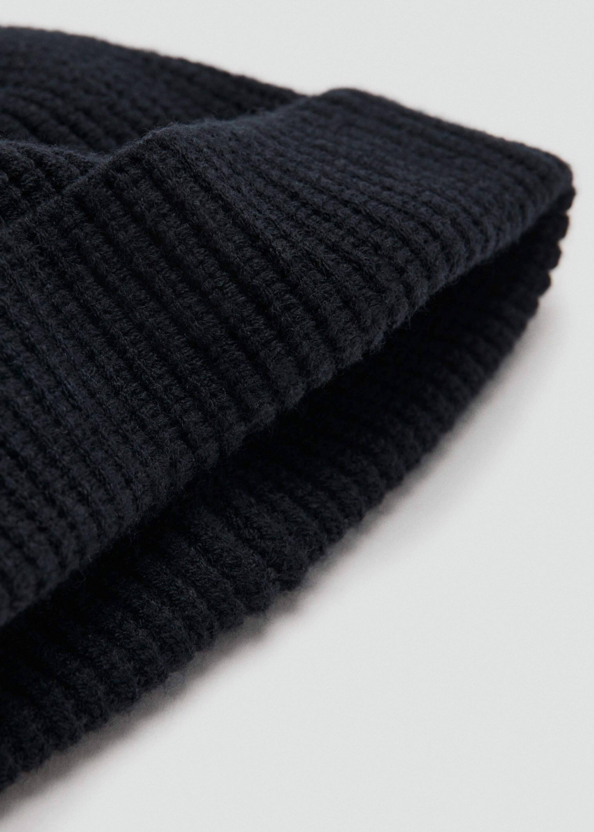 Rib-knit cap - Medium plane, Navy. Ref: 17017895-00.