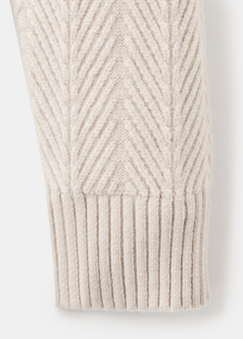 Herringbone structured sweater