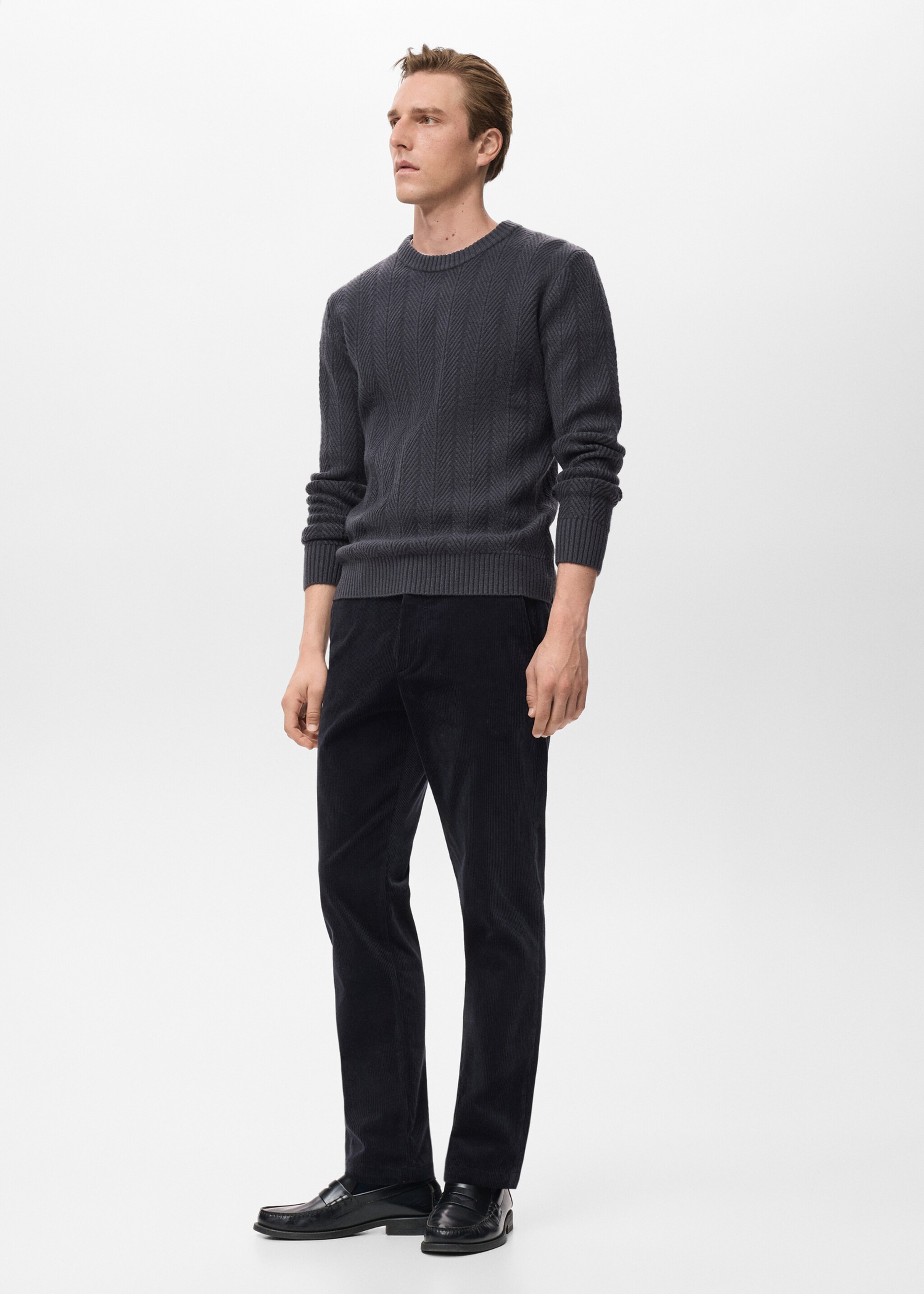 Herringbone structured sweater - Details of the article 2, Indigo Blue. Ref: 17017904-00.