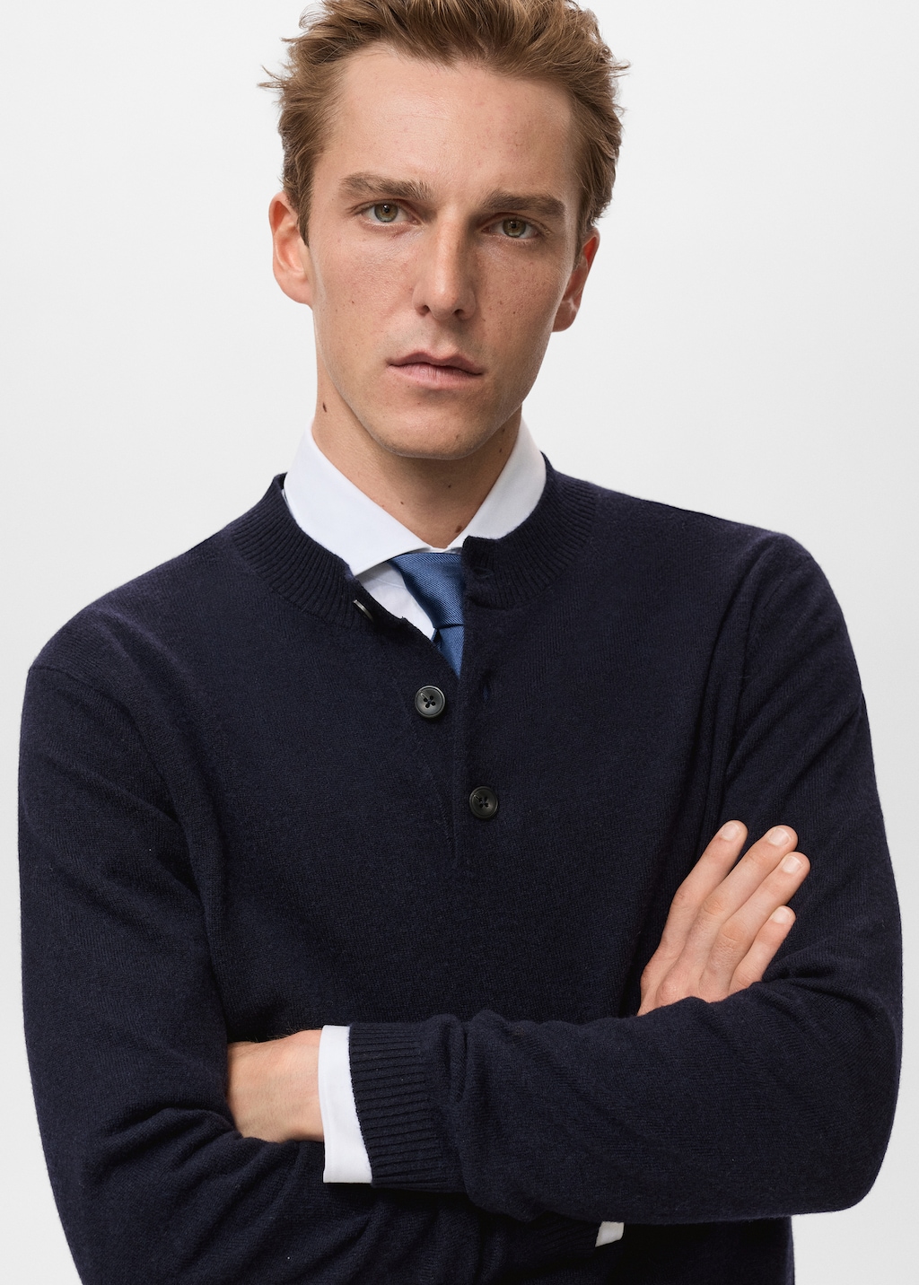 100% extra-fine wool knitted sweater