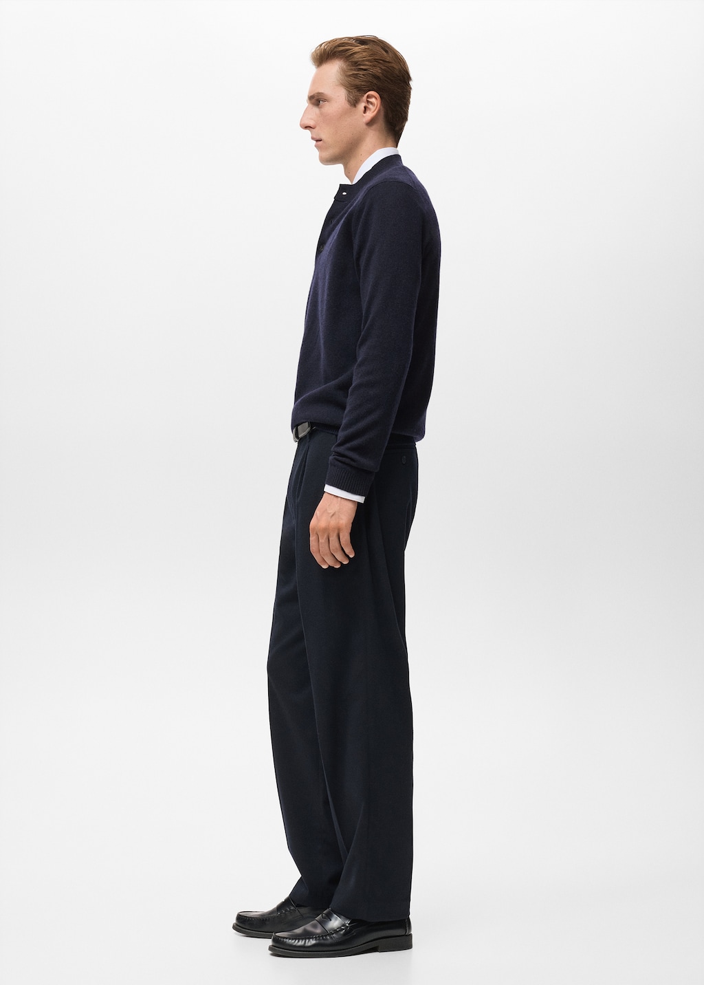 100% extra-fine wool knitted sweater