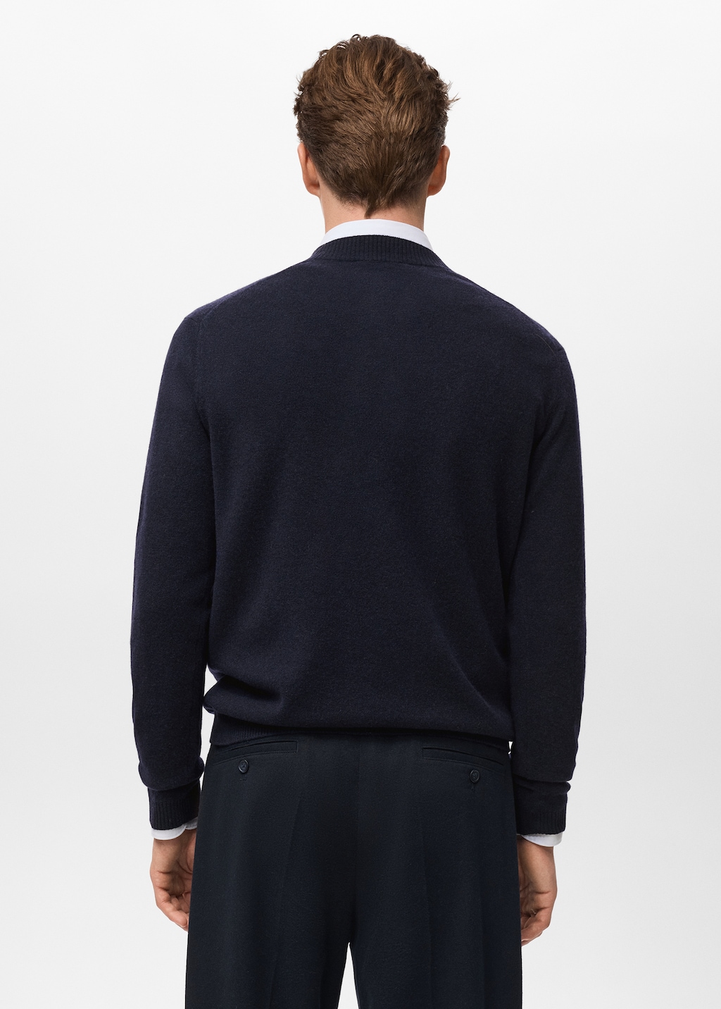 100% extra-fine wool knitted sweater