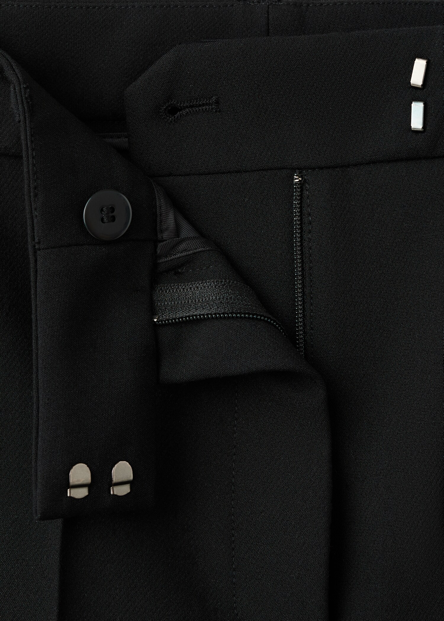 Seam-detail straight-fit trousers - Details of the article 8