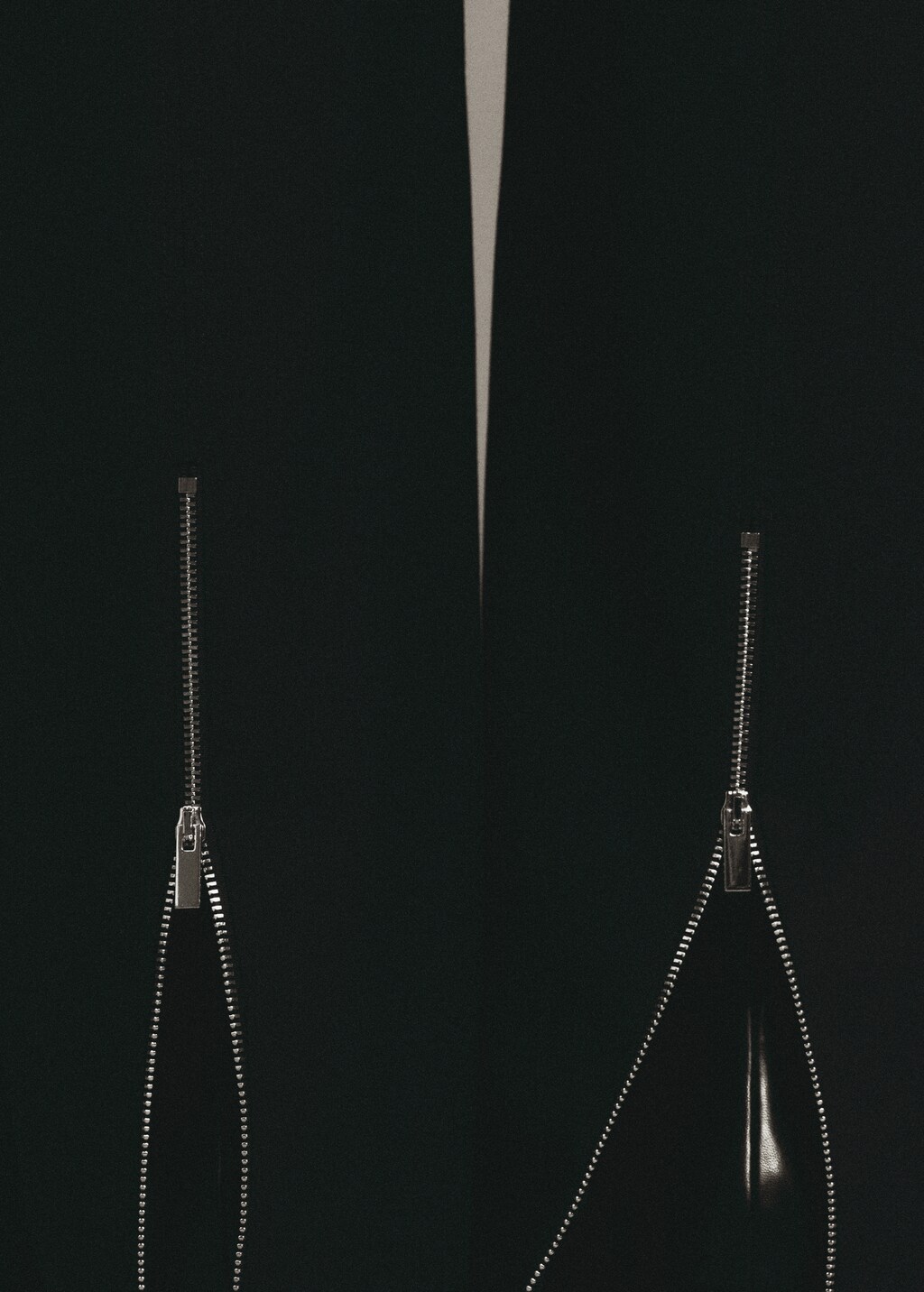 Zipped straight trousers