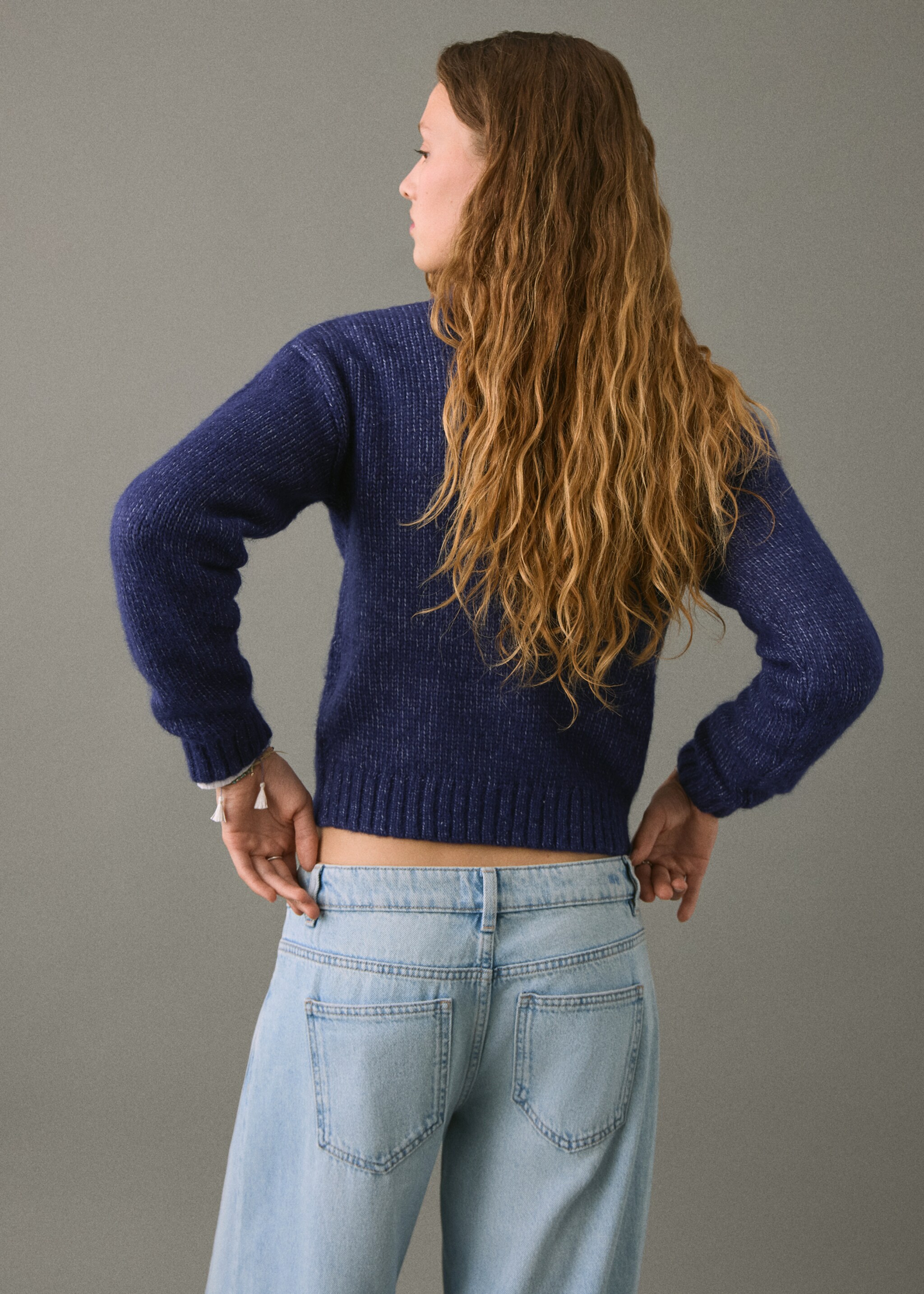 Pull-over brodé maille - Verso de l’article, Bleu. Ref: 17018270-00.